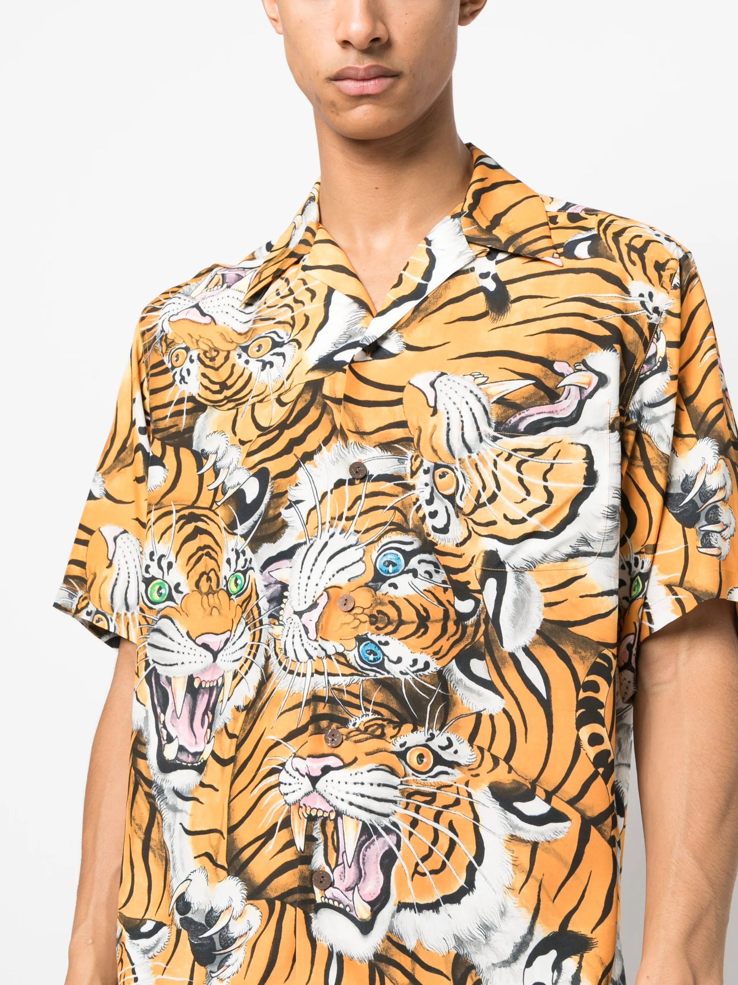 tiger-print short-sleeve shirt