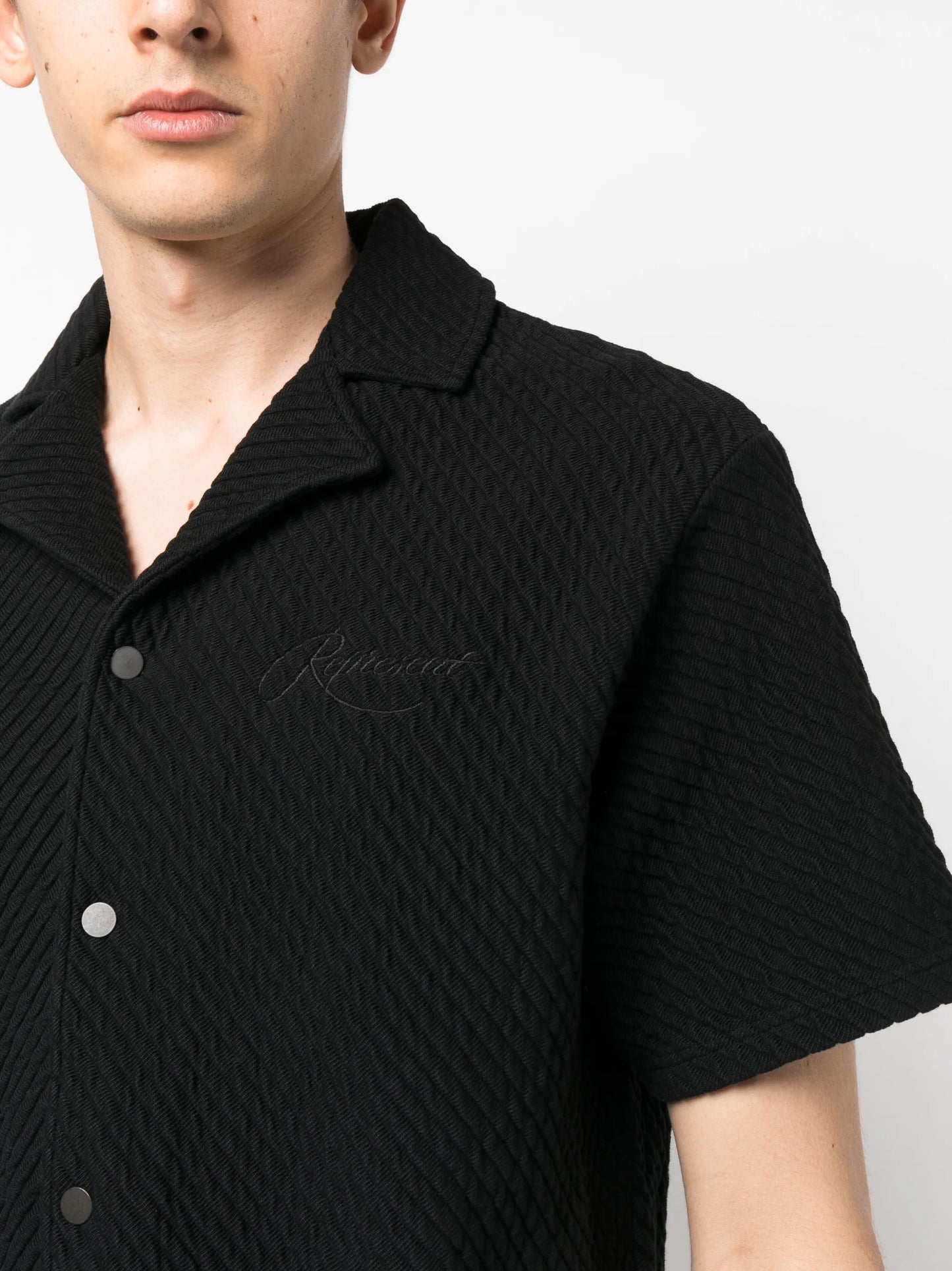 logo-embroidered notched-collar shirt
