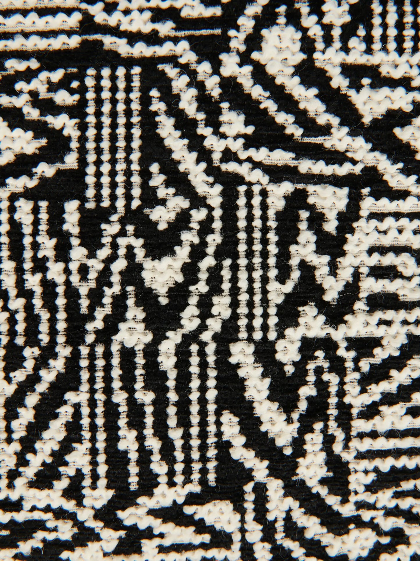 Noise bouclé rectangular cushion