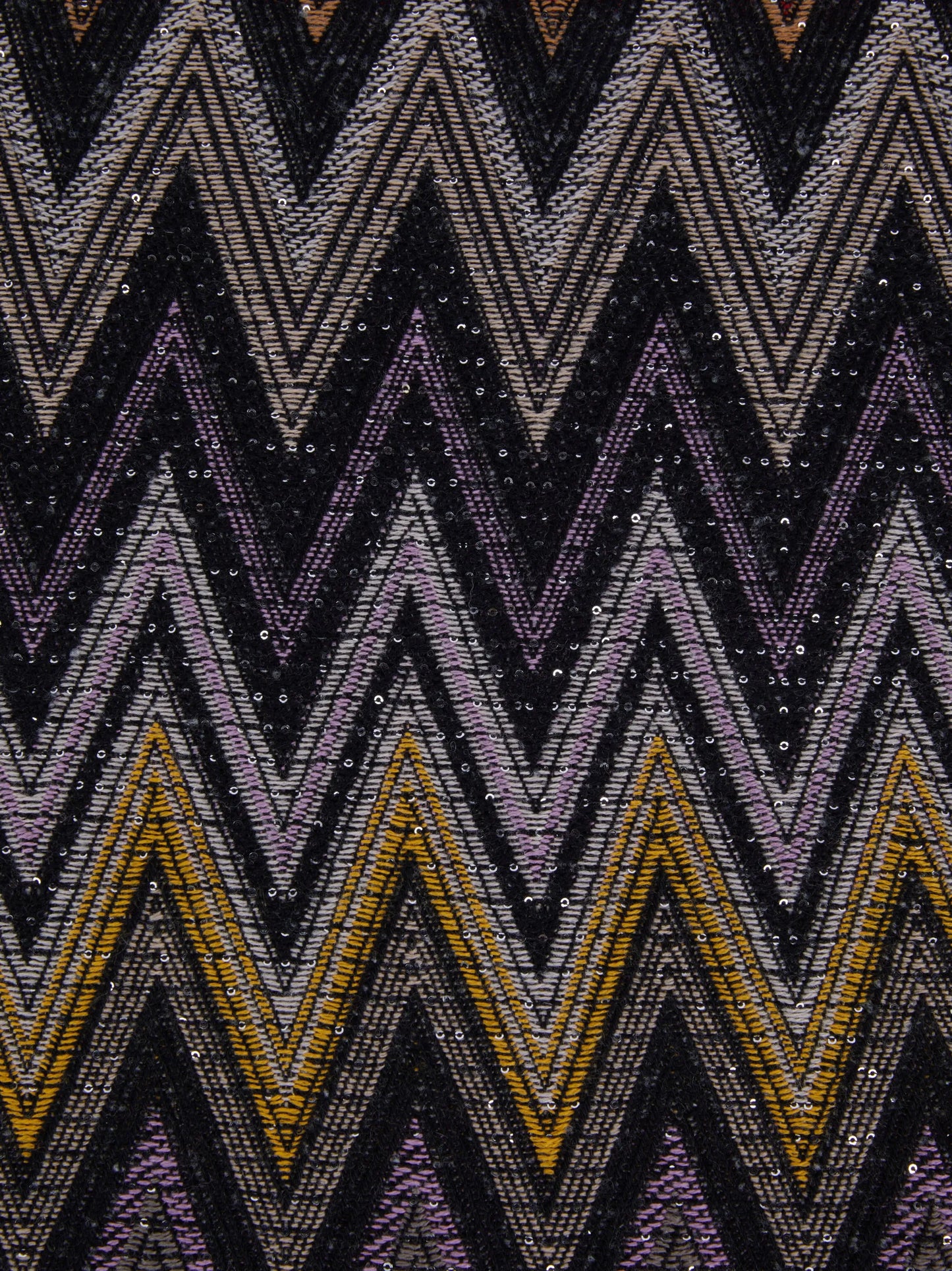 Chen zigzag-knit blanket