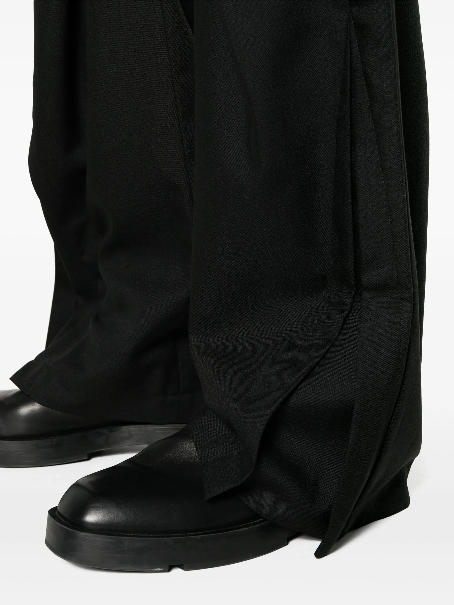Amalgamate pleat-detail straight-leg trousers