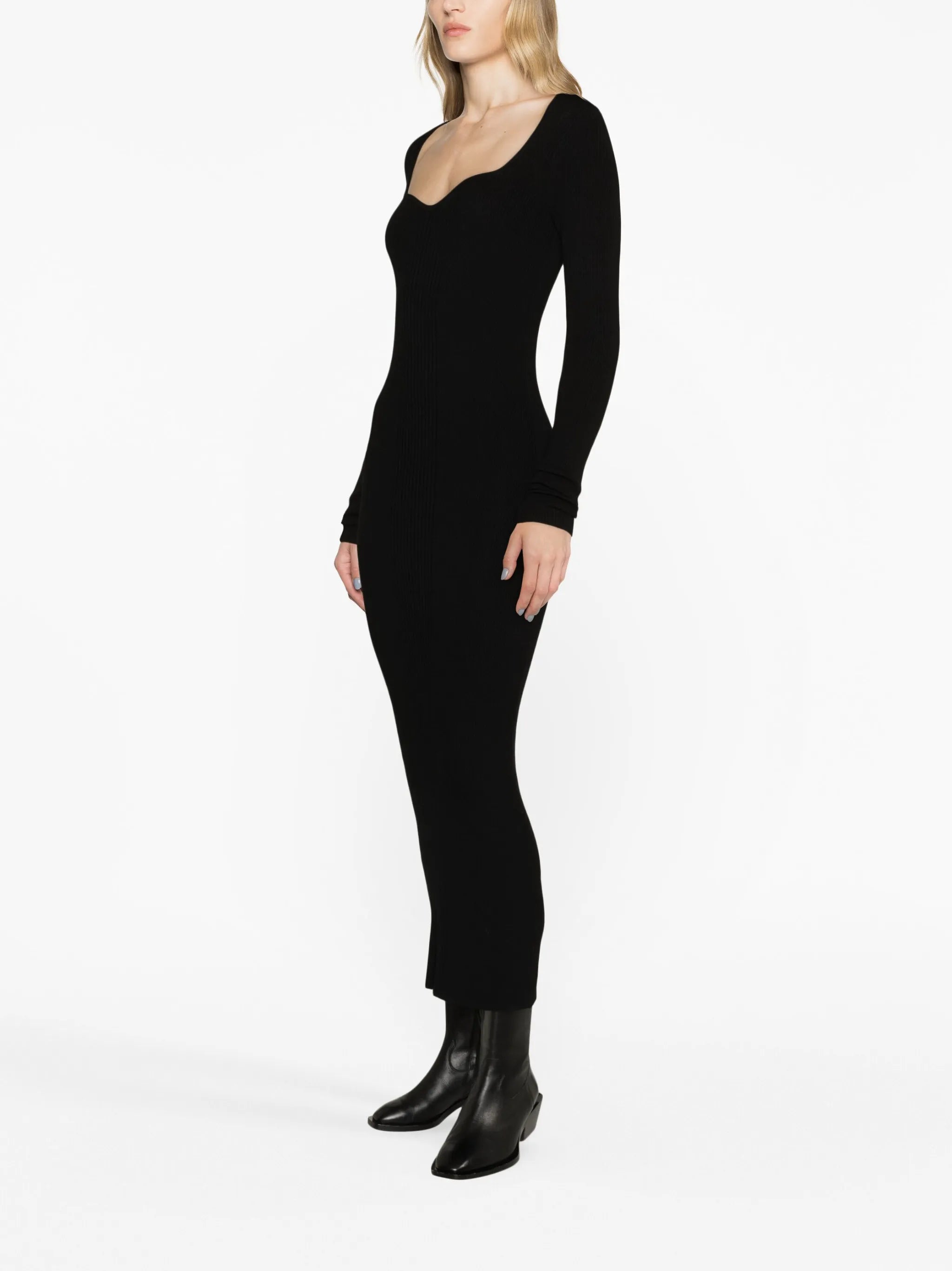 sweetheart-neck knitted midi dress