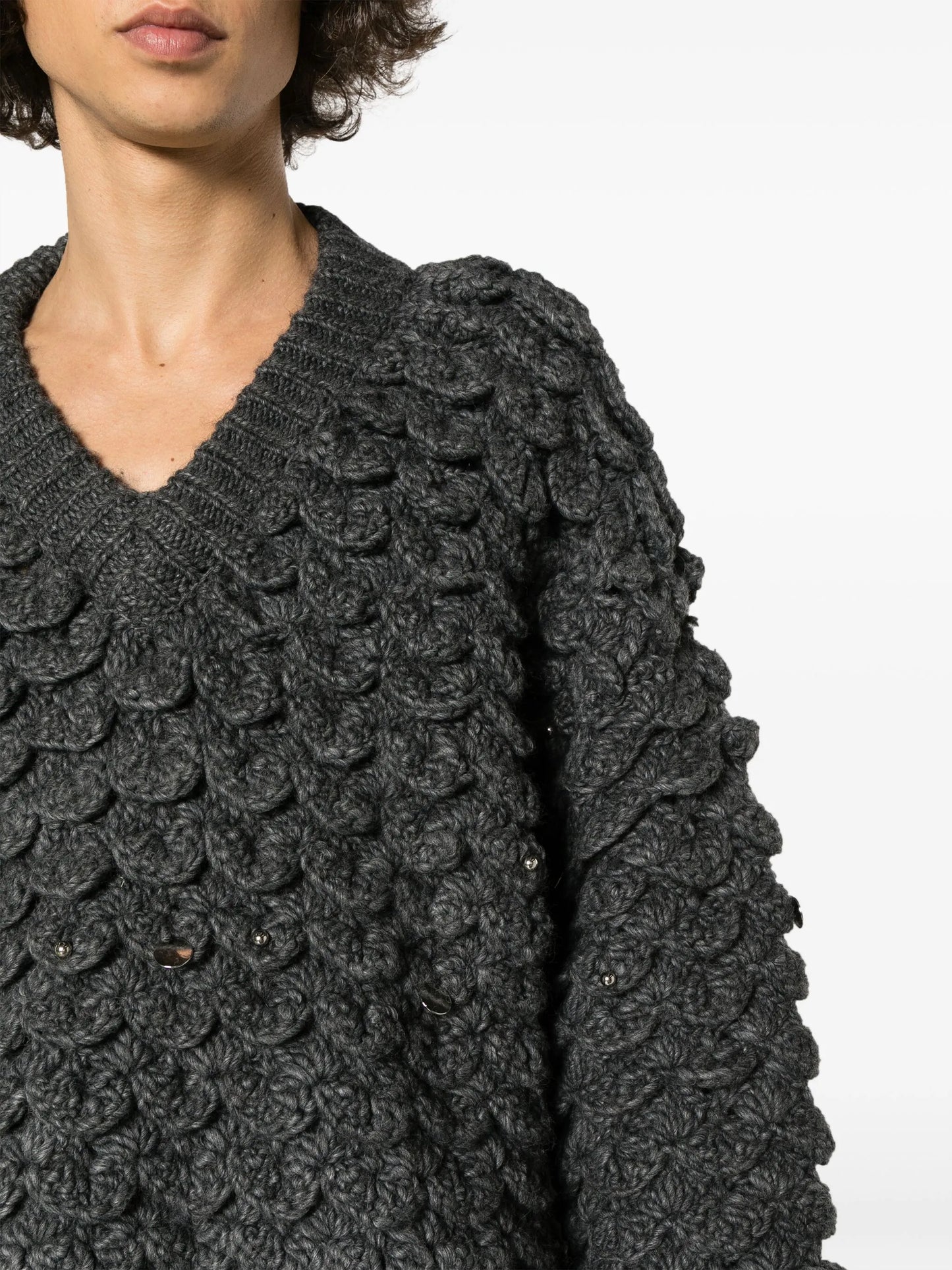 V-neck chunky-knit jumper