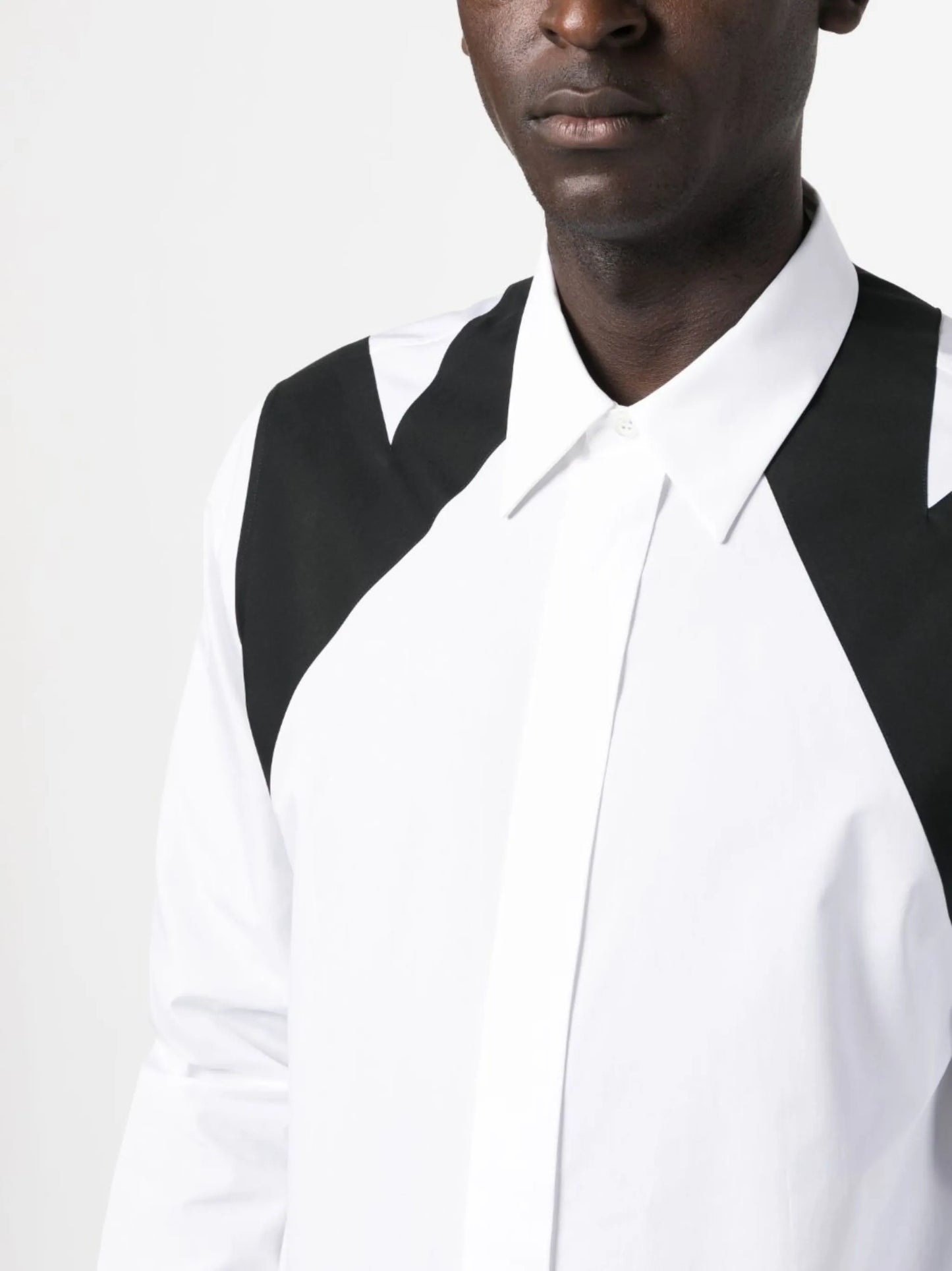 Cut-out Harness shirt