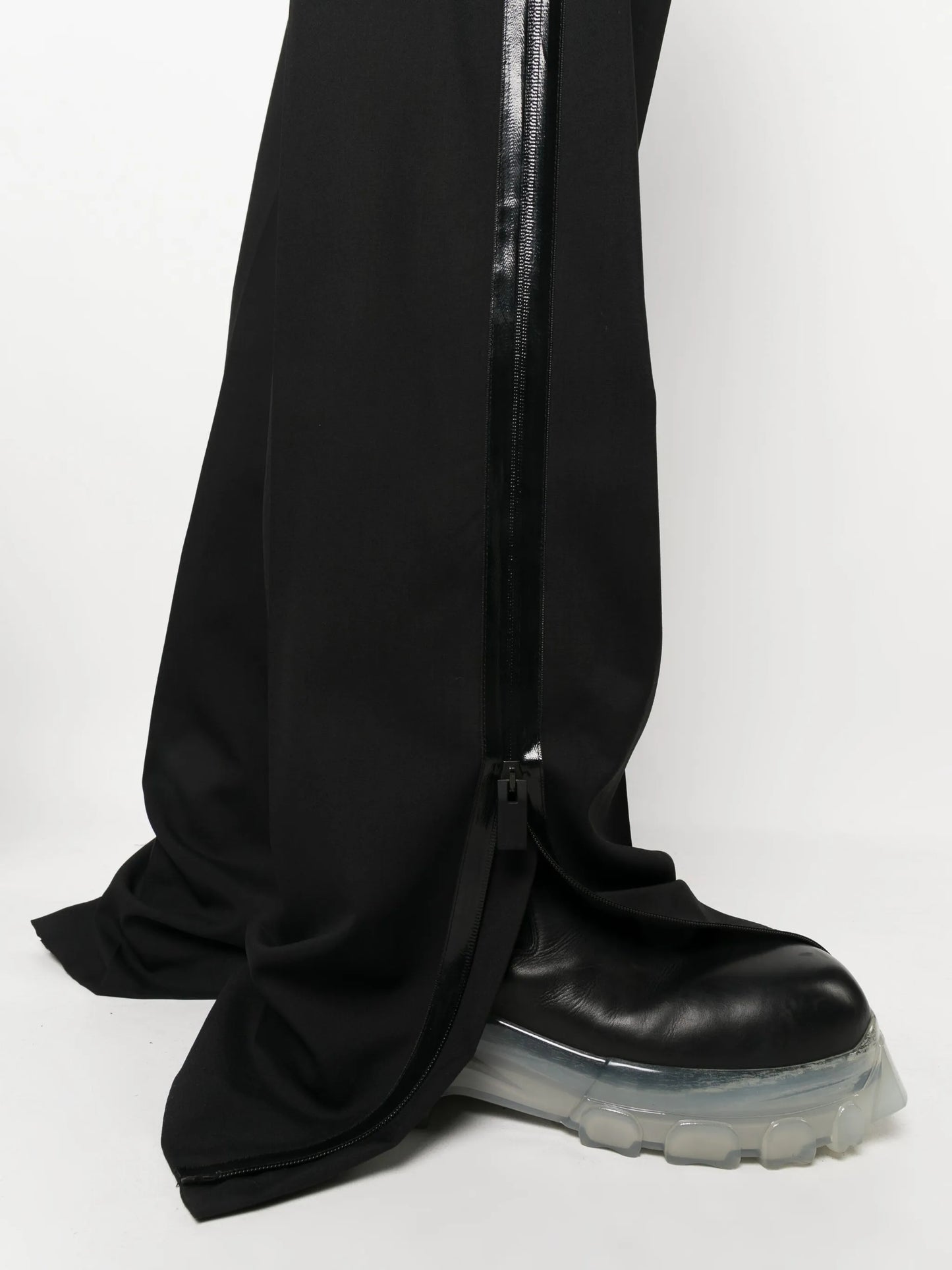 side-zip detailing trousers