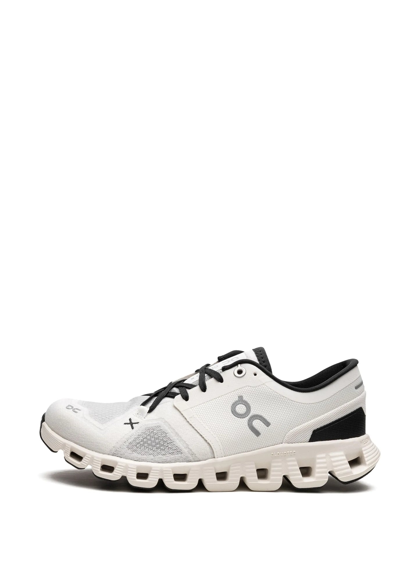 Cloud X 3 "Ivory" sneakers