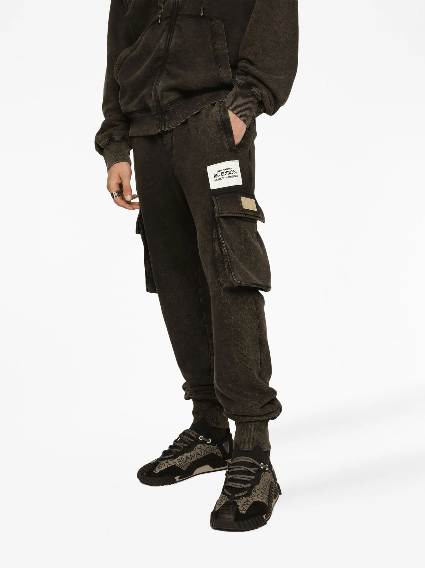 logo-patch tapered cargo trousers
