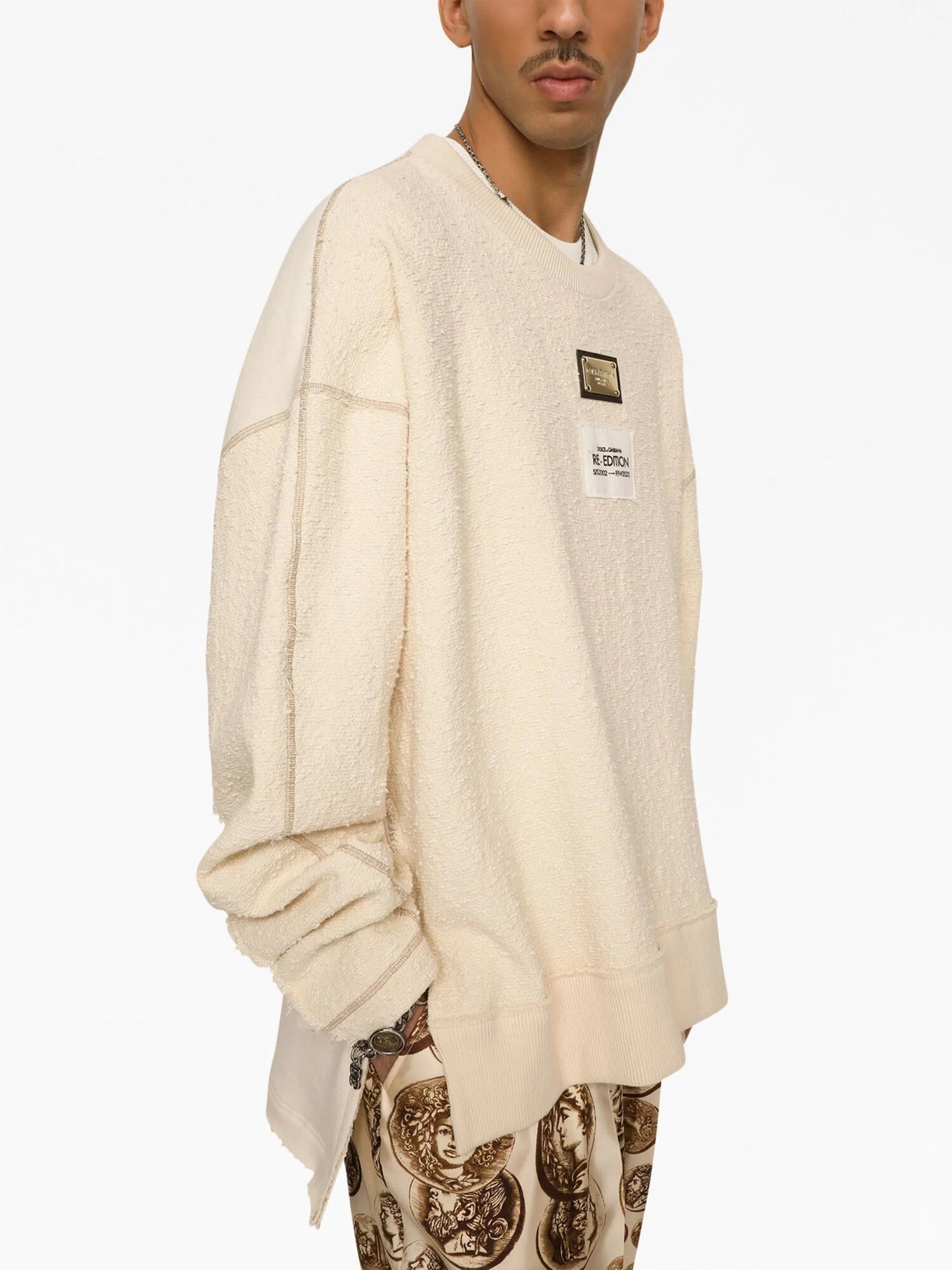 logo-patch textured sweatshirt