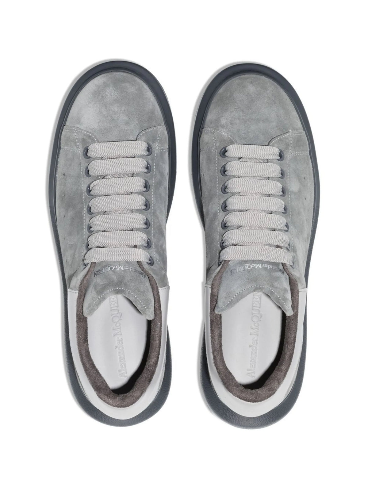 Oversized low-top sneakers