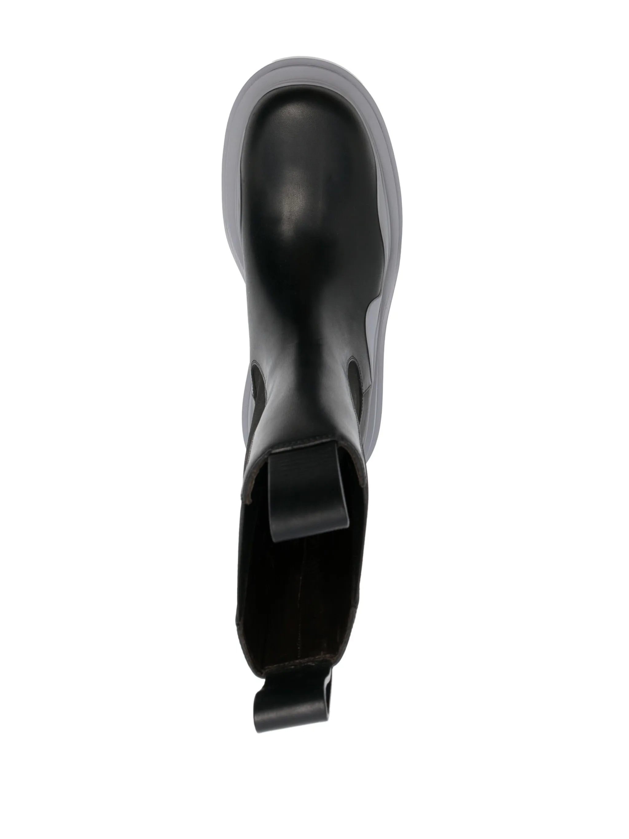 Tire Chelsea boots
