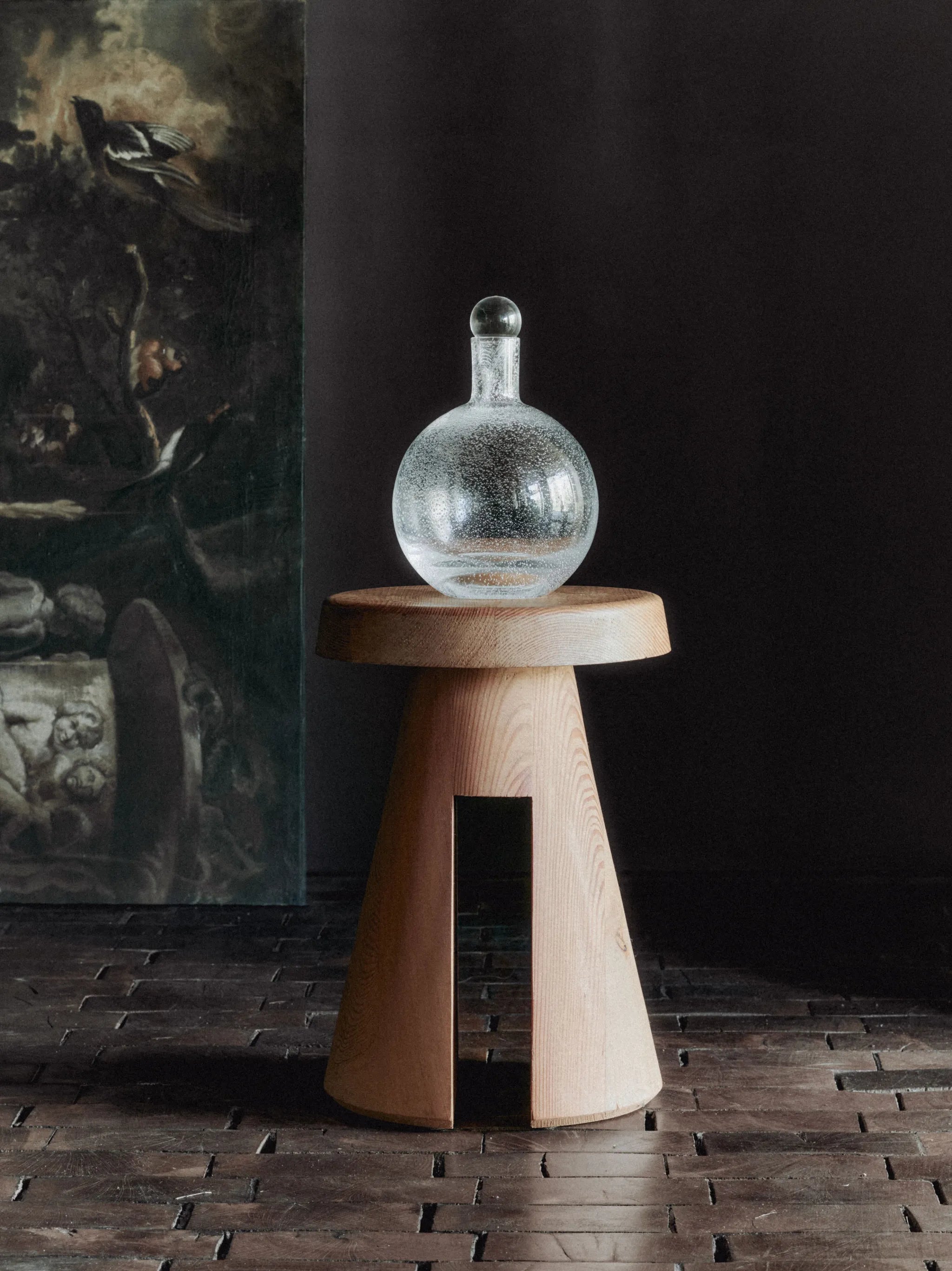 Bubble glass carafe