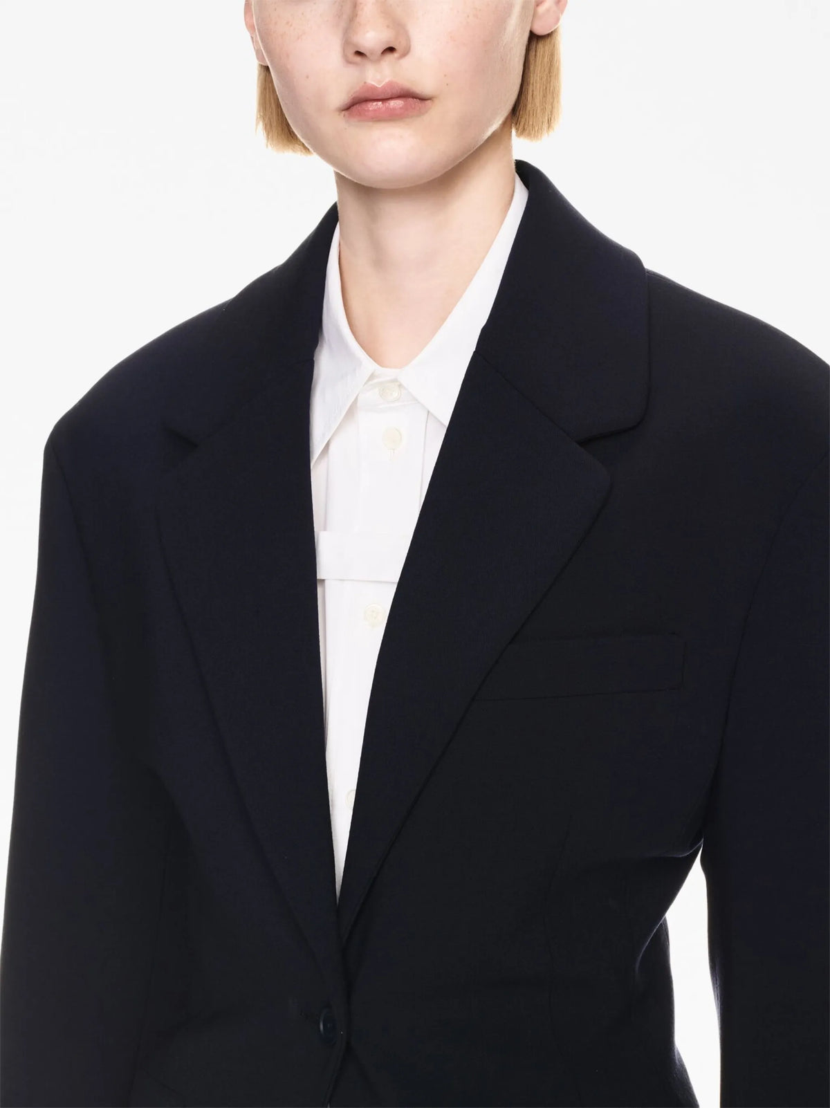 single-breasted structured blazer