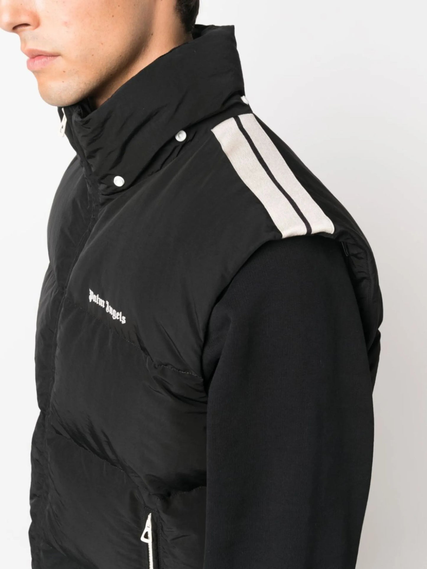 logo-embroidered puffer gilet