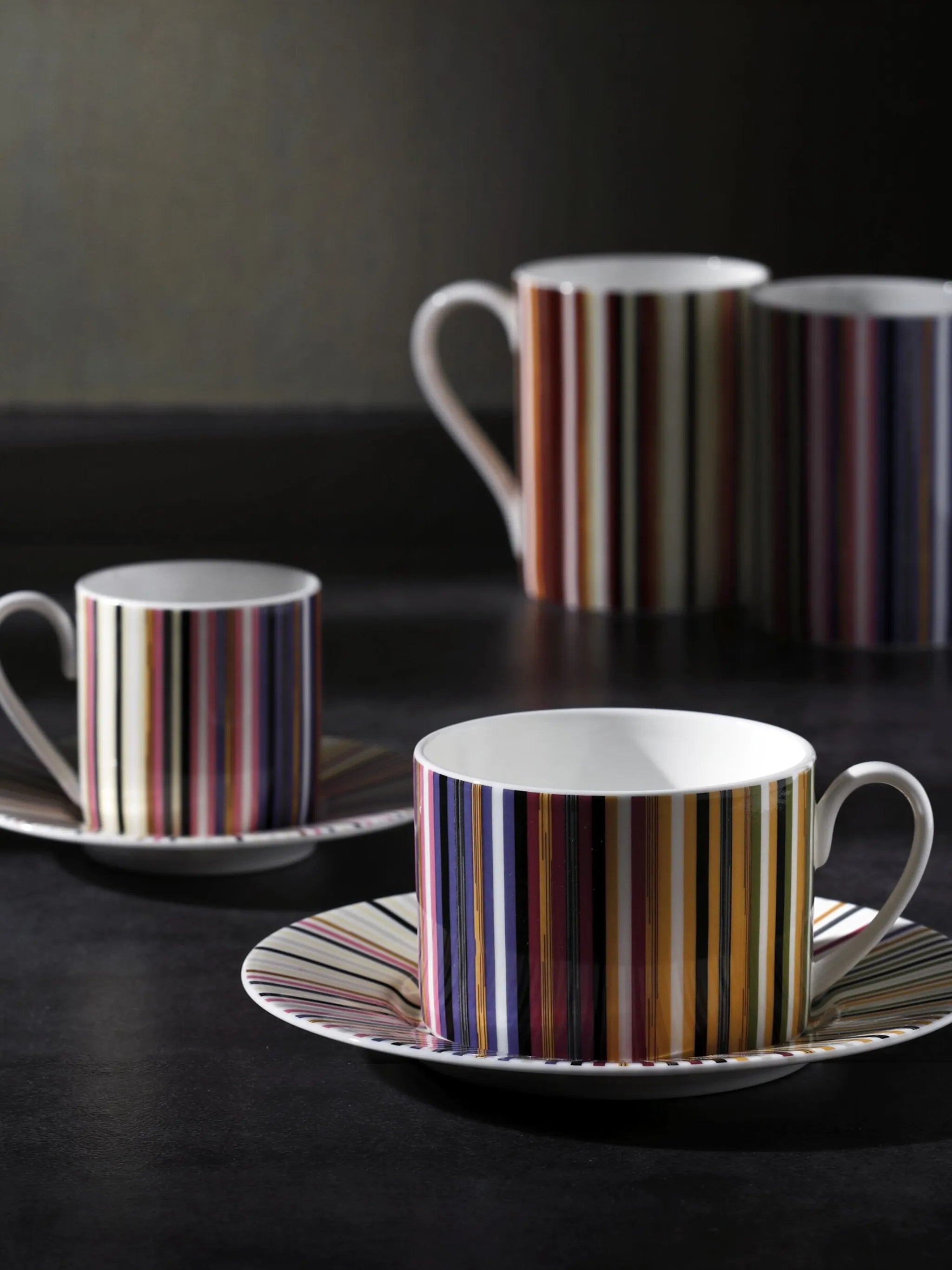 Jenkins stripes tea set