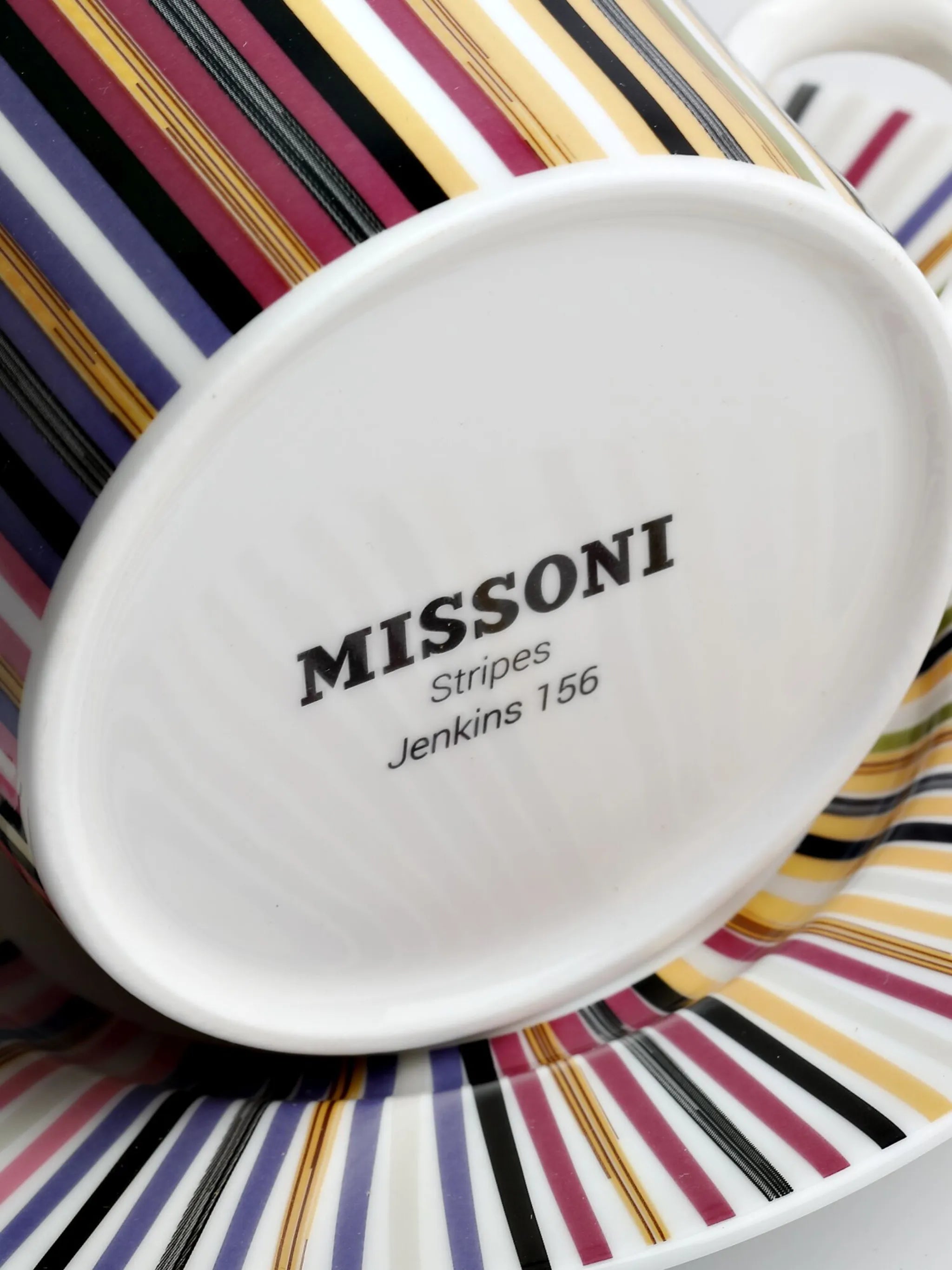 Jenkins stripes tea set