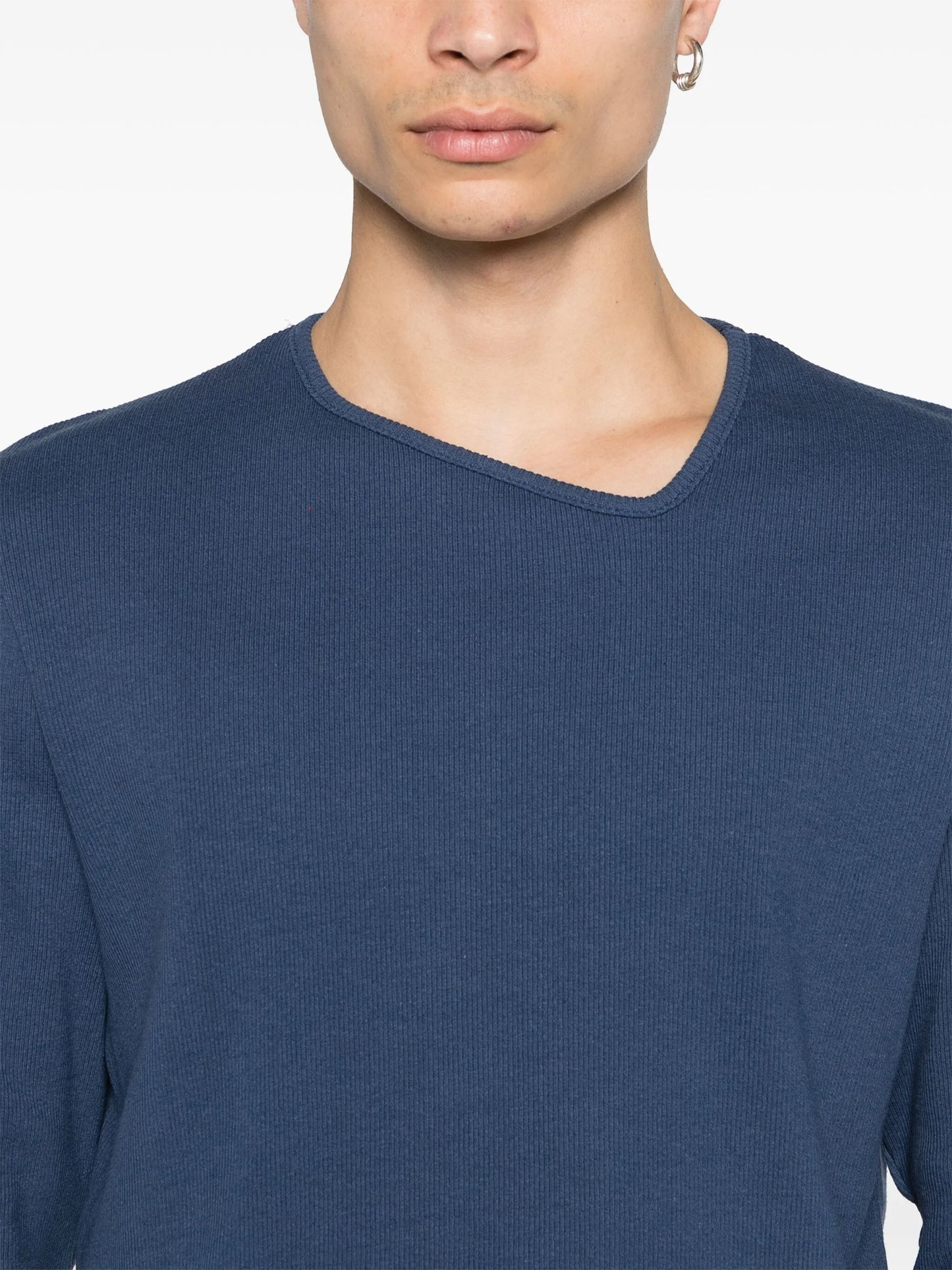 asymmetric-neck cotton T-shirt