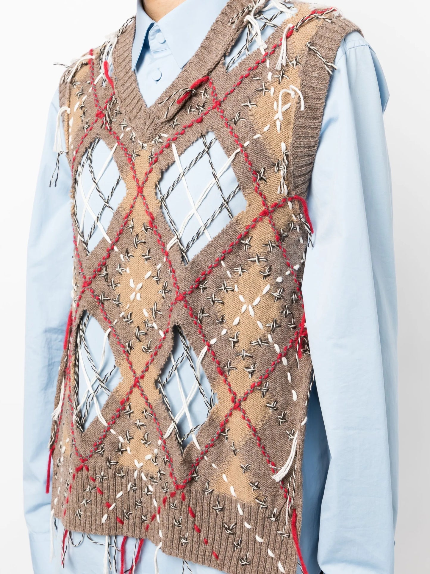 cut-out intarsia-knit vest