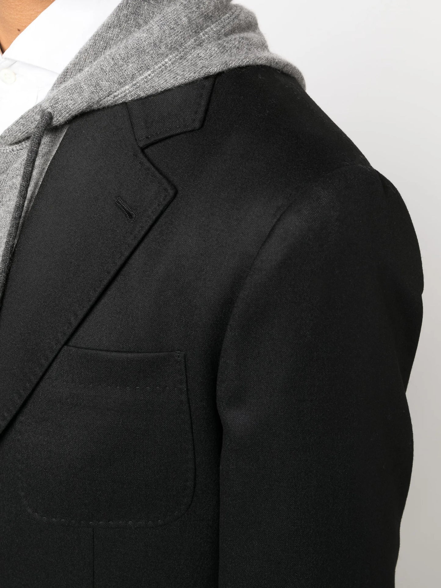 single-breasted wool blazer