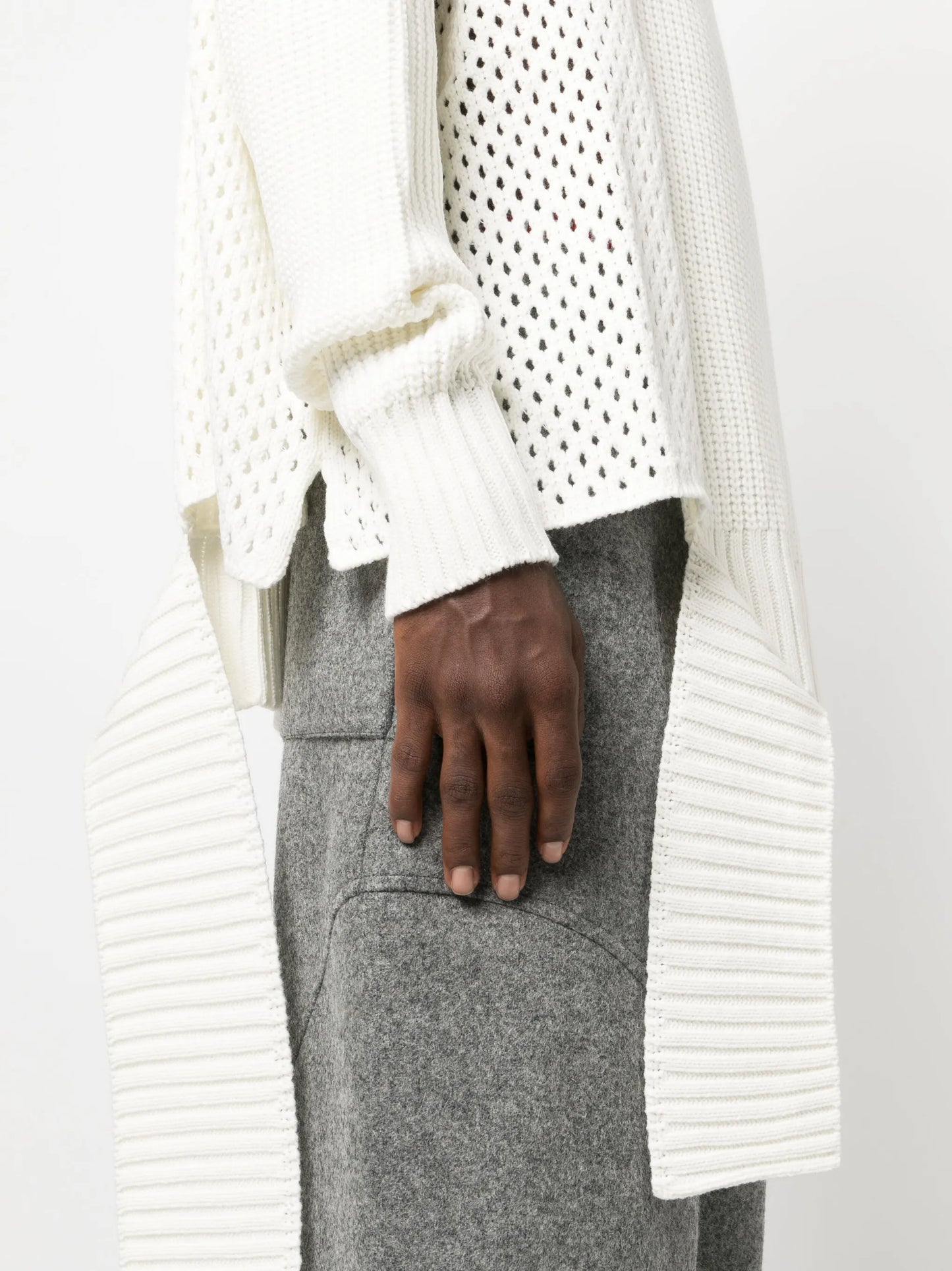 asymmetric-hem ribbed knit jumper