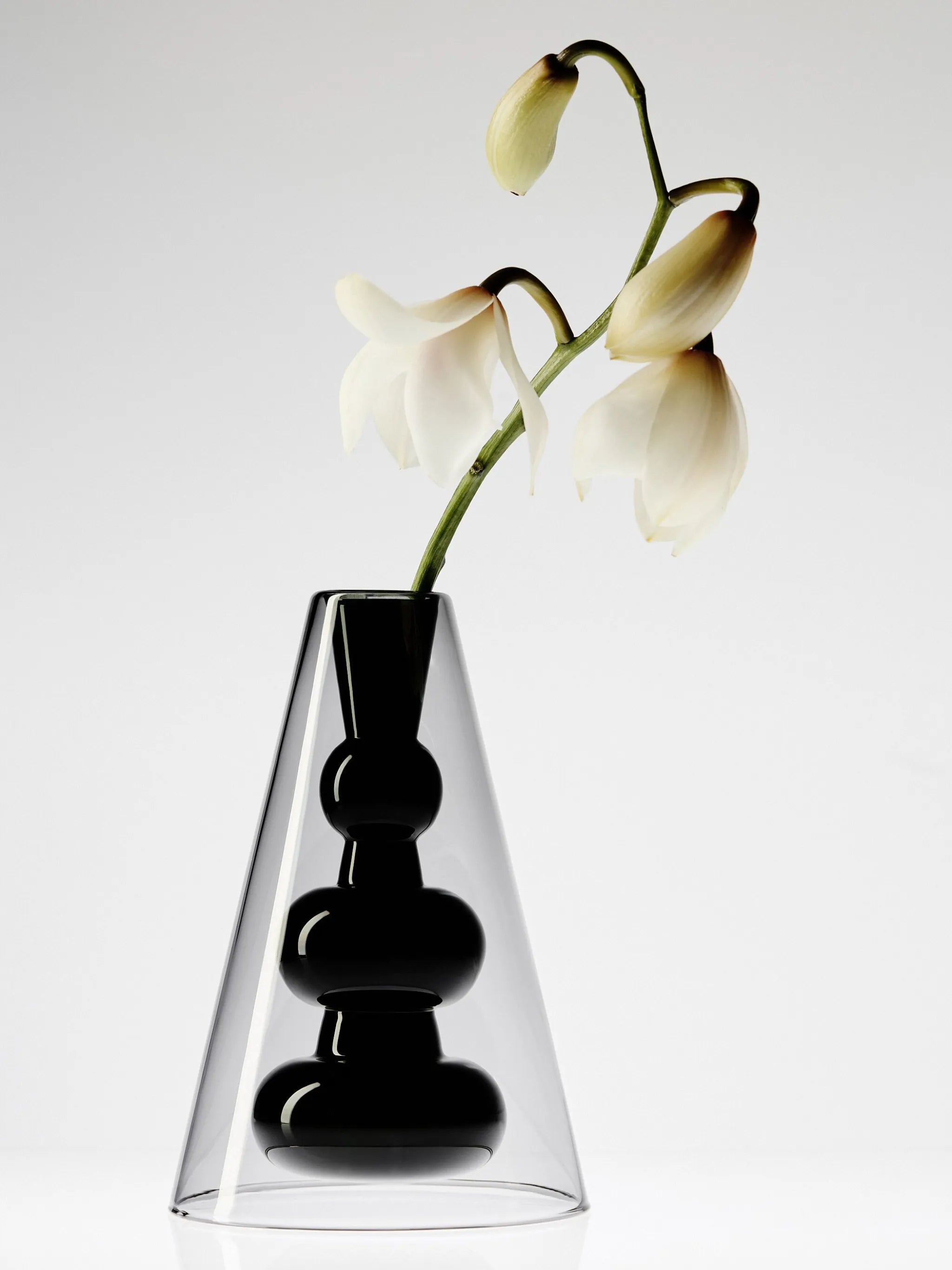 Bump vase cone