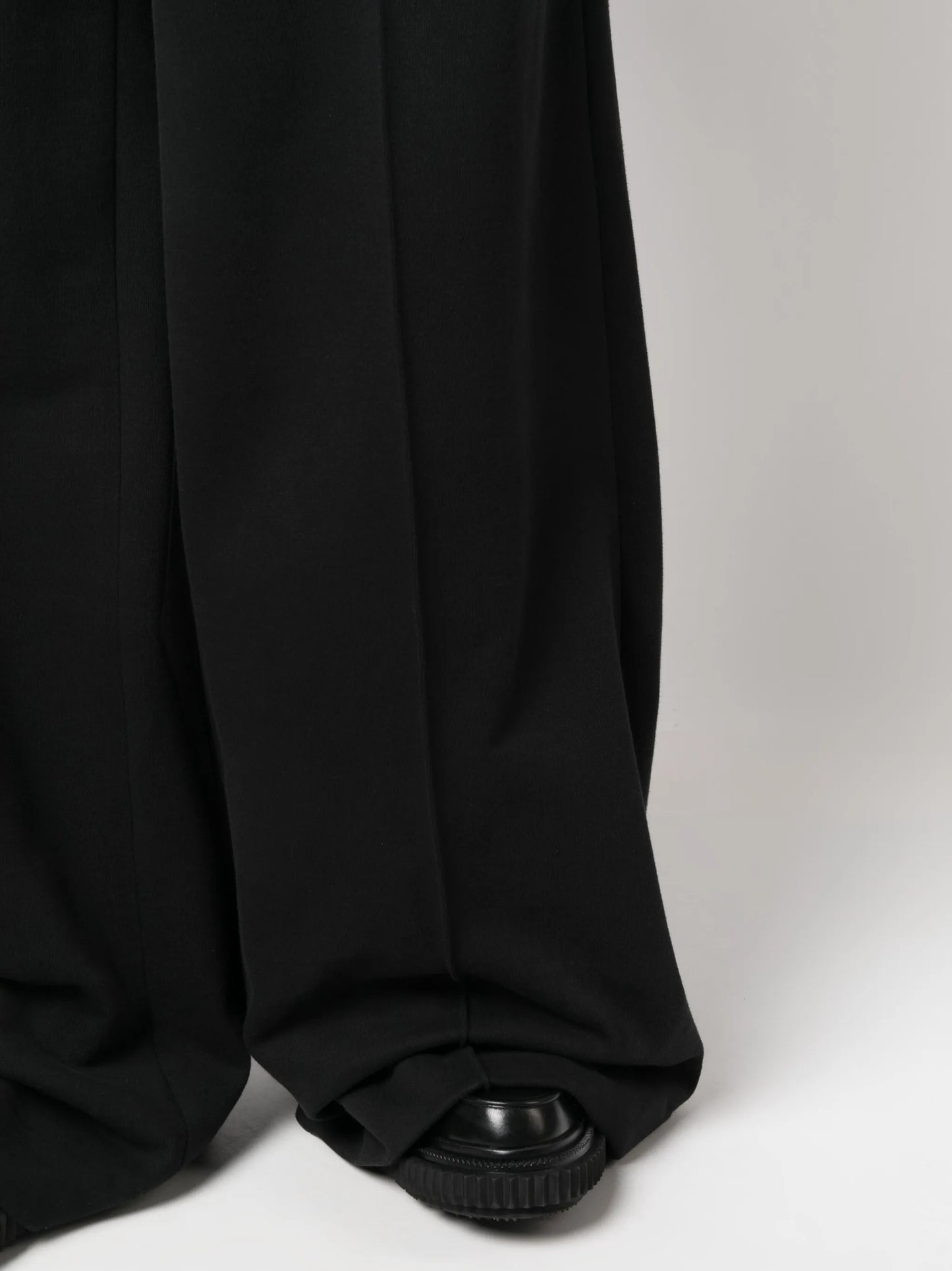 wide-leg trousers