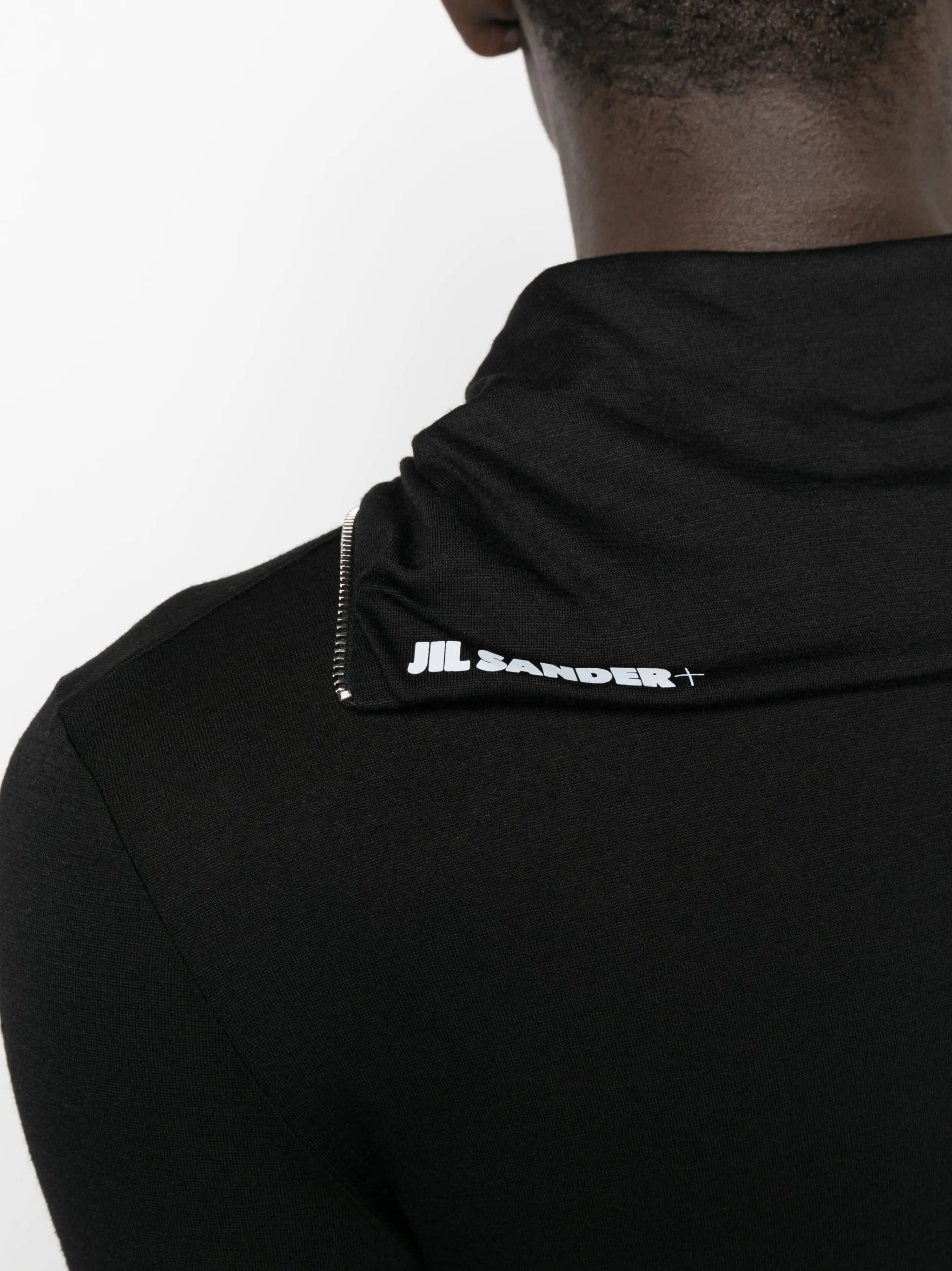 logo-print zip-detail T-shirt