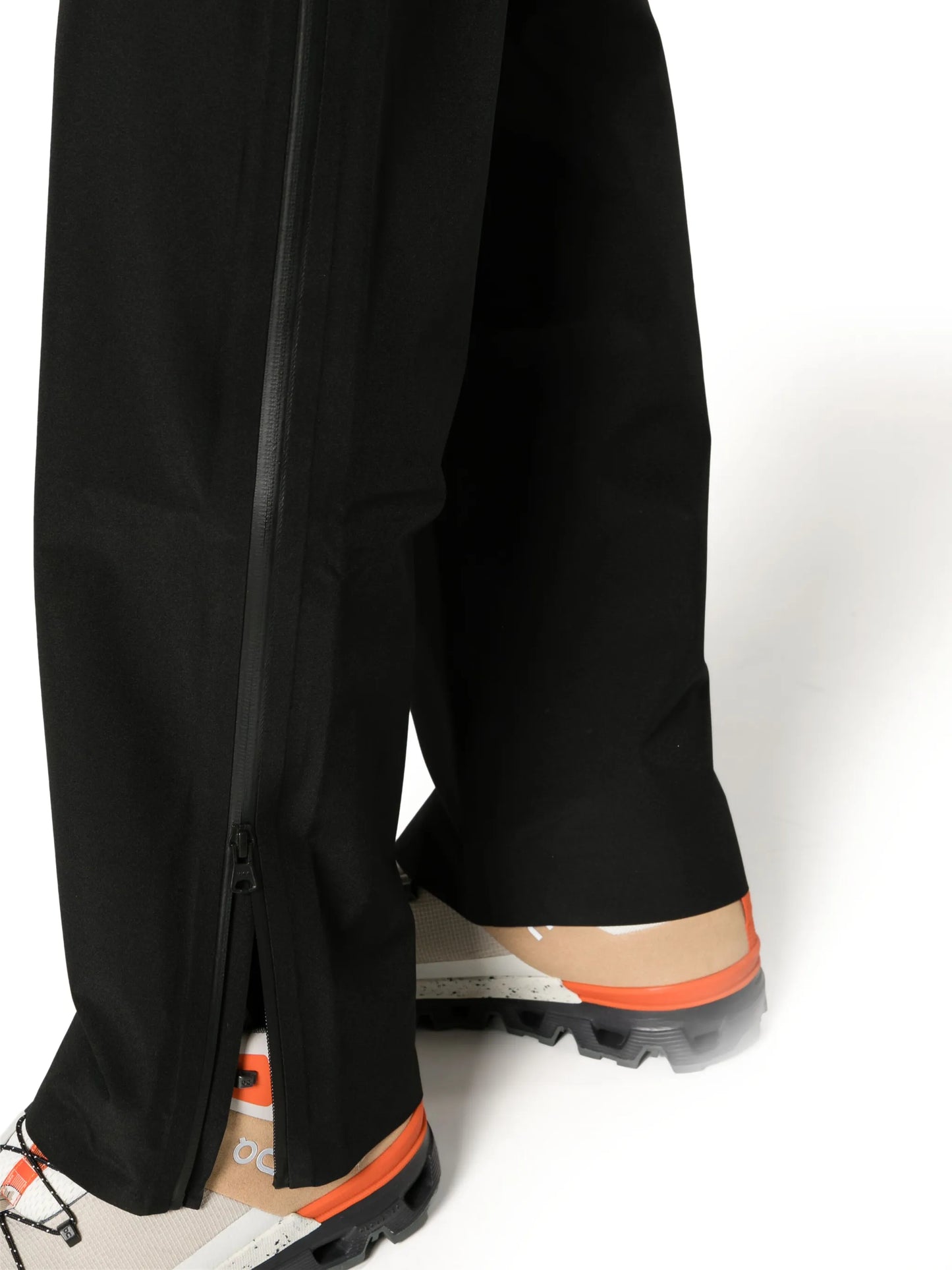 Stryn zip-detail trousers