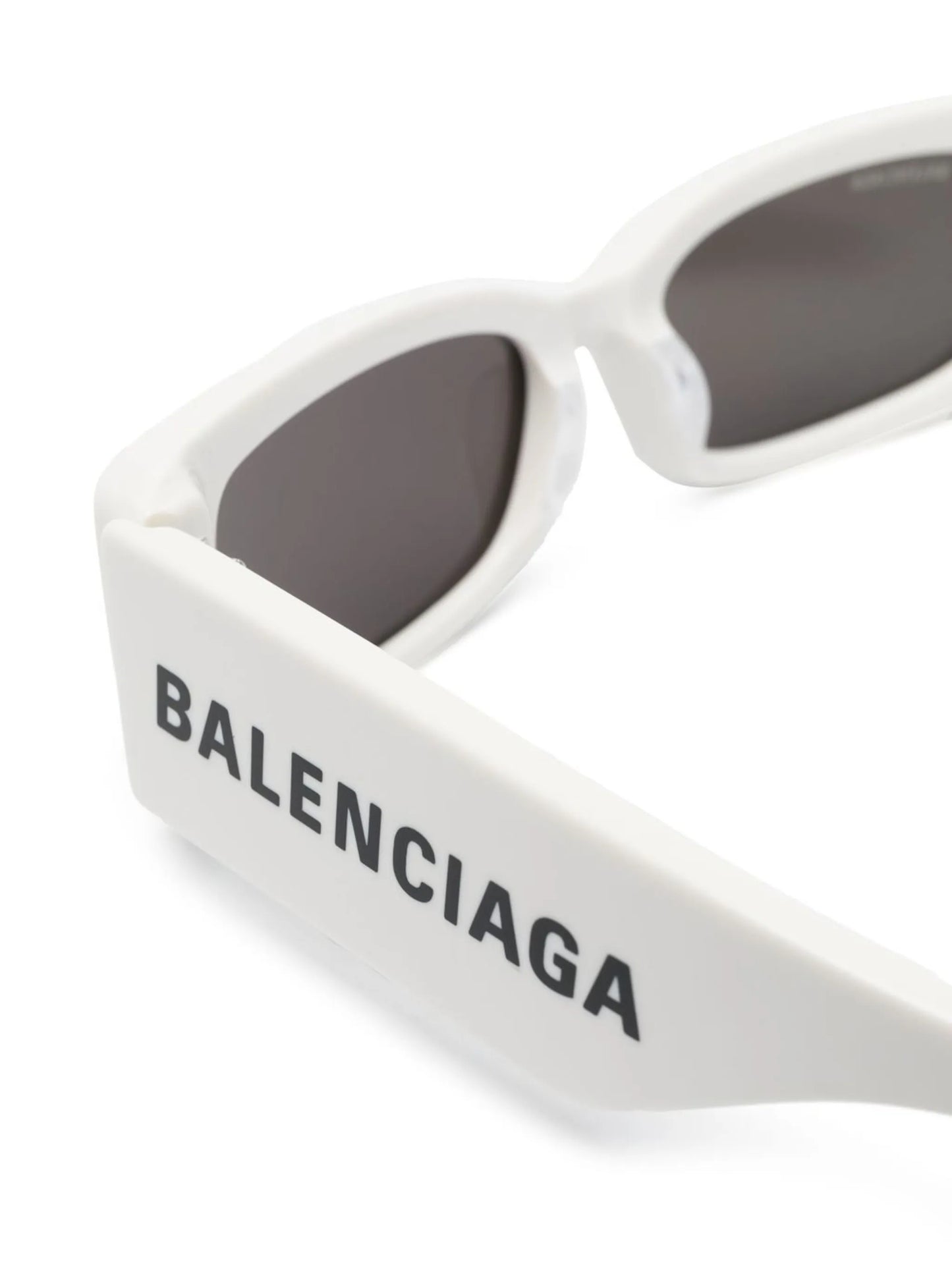 rectangle-frame tinted sunglasses