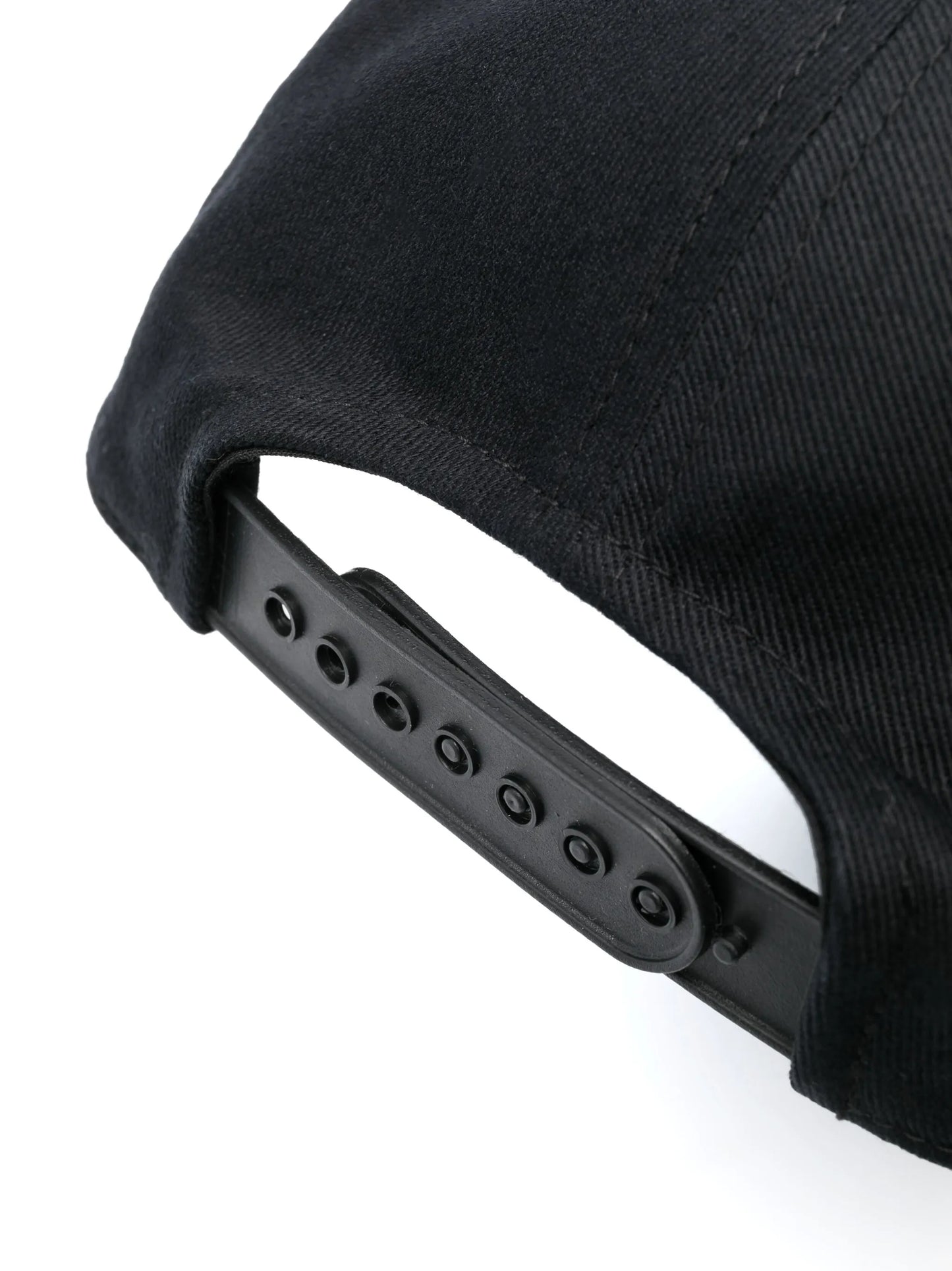 logo-embroidered cotton cap