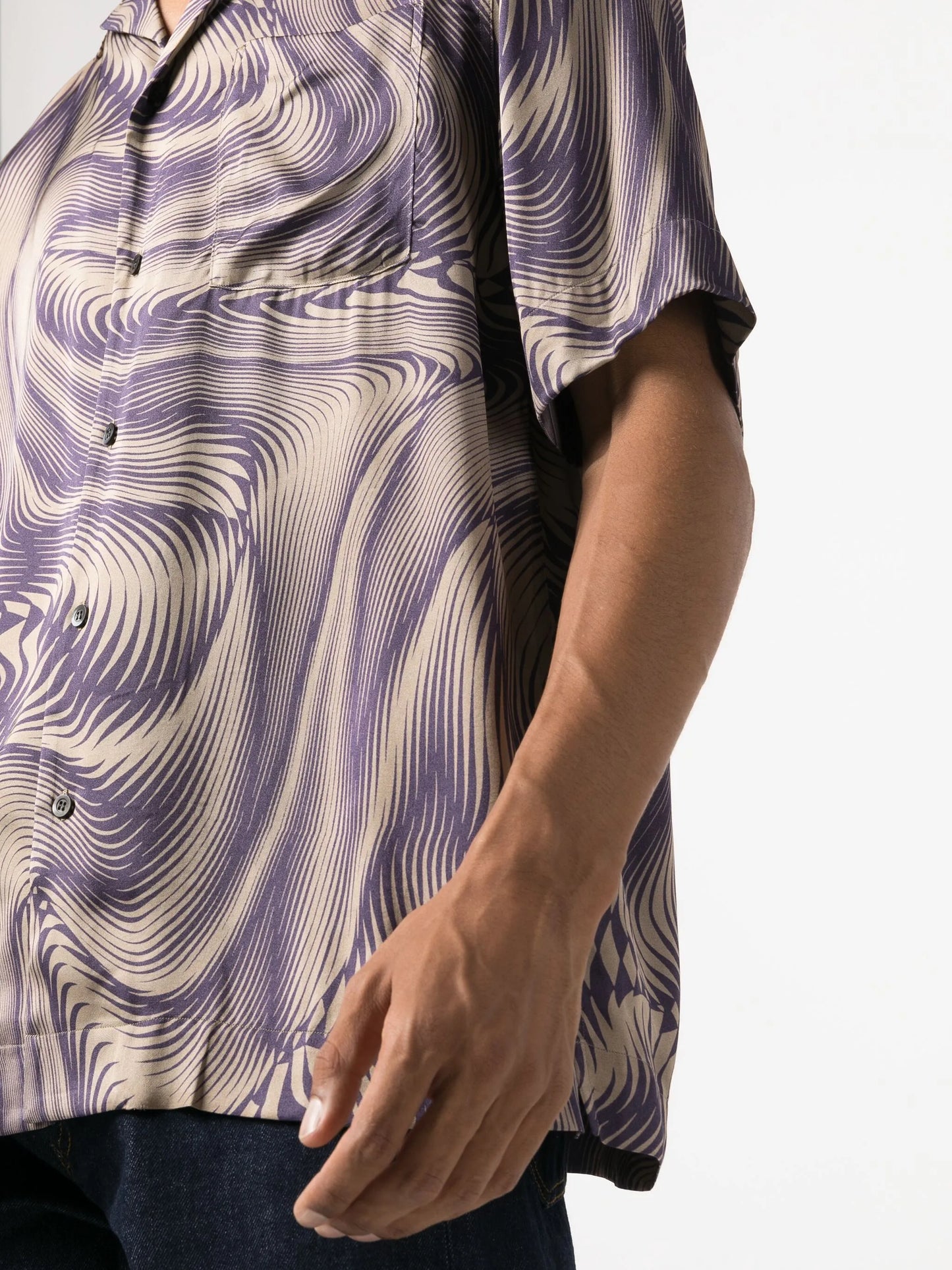 abstract-pattern print notched-collar shirt