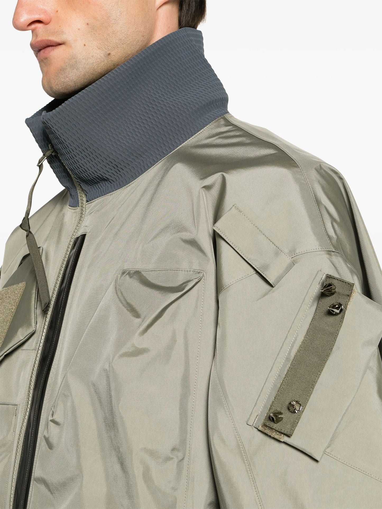 multiple-pockets bomber jacket