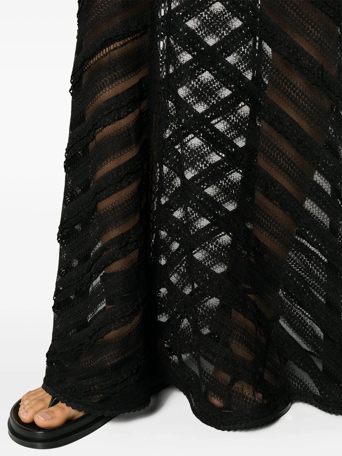 Oumary lace maxi skirt