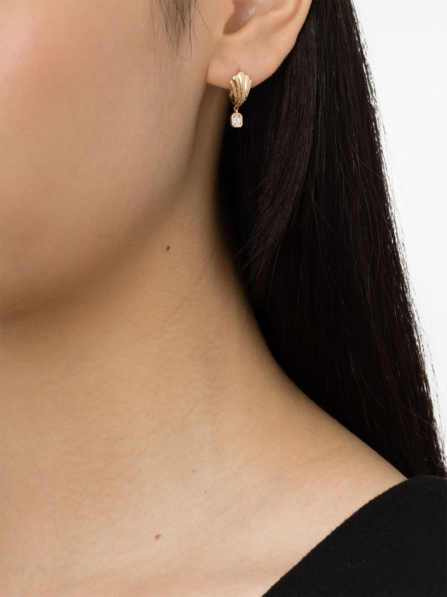 18kt yellow gold diamond huggie hoops