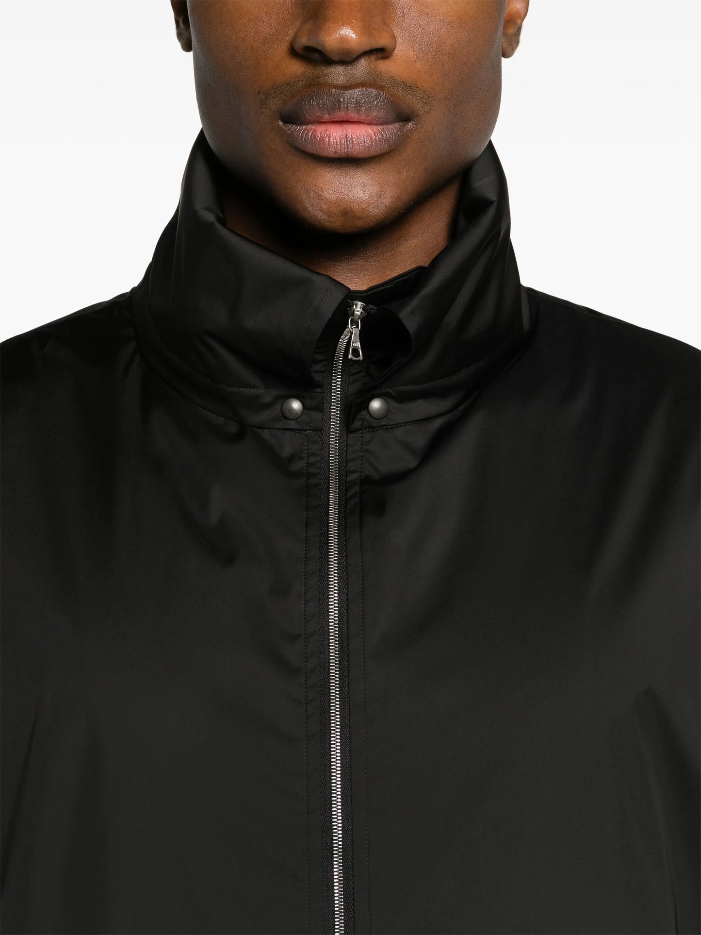 concealed-hood cargo jacket