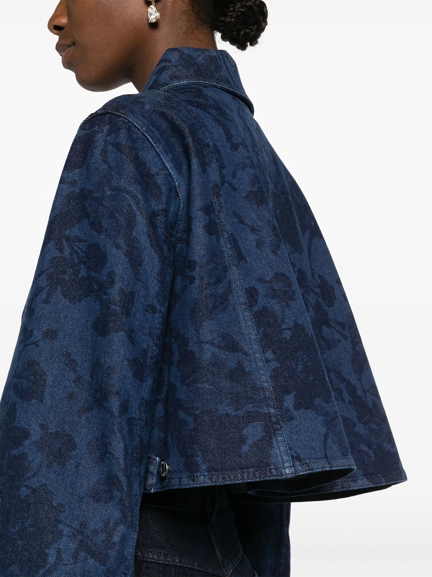 cropped floral-print denim jacket