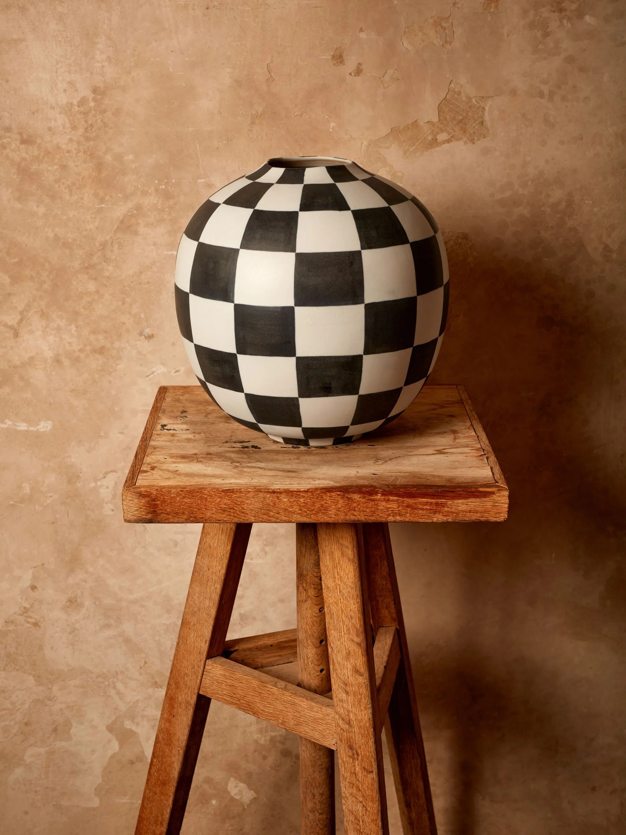 small Damier checkerboard vase (20cm)