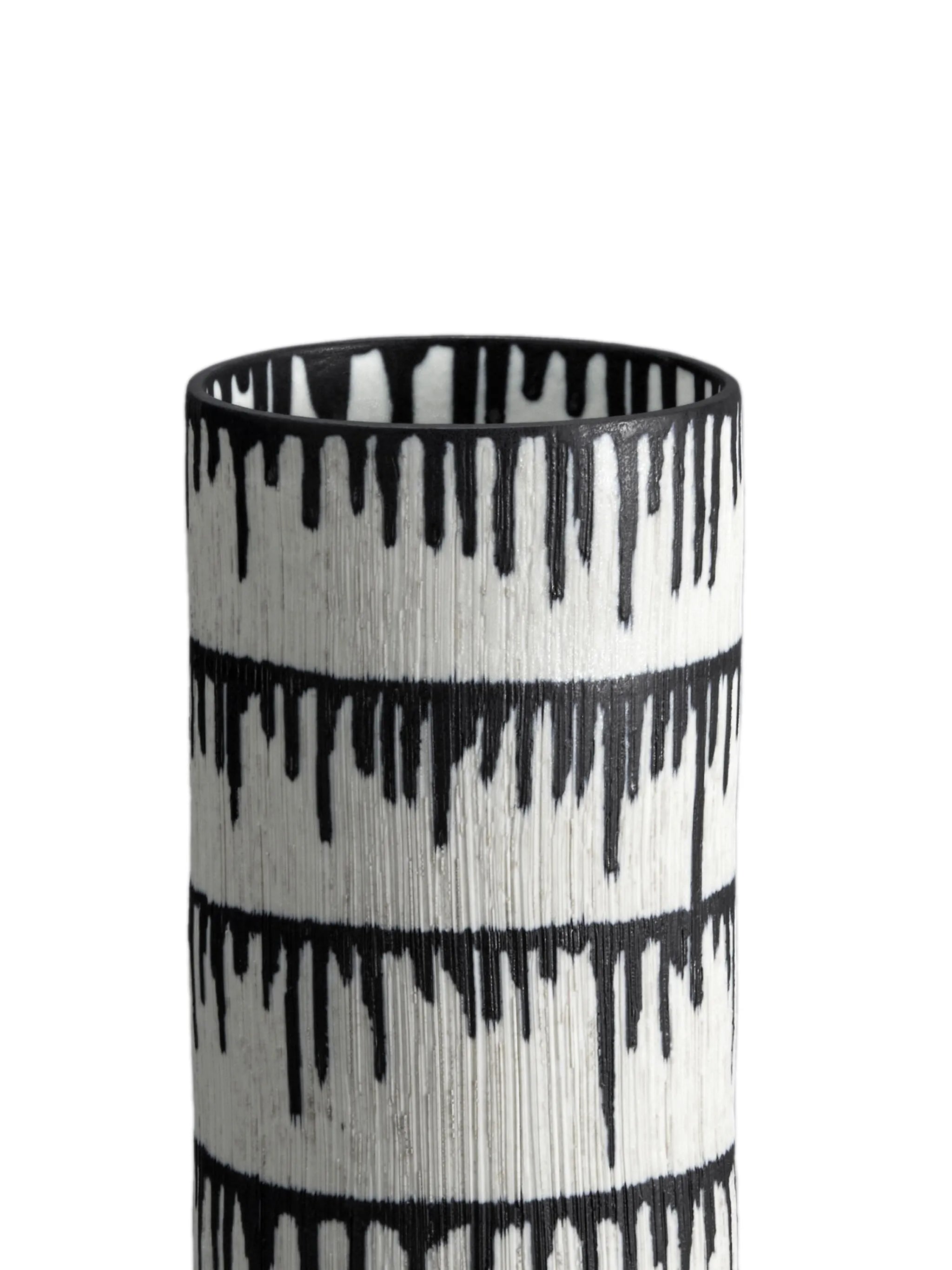 medium Tokasu porcelain vase (39cm)