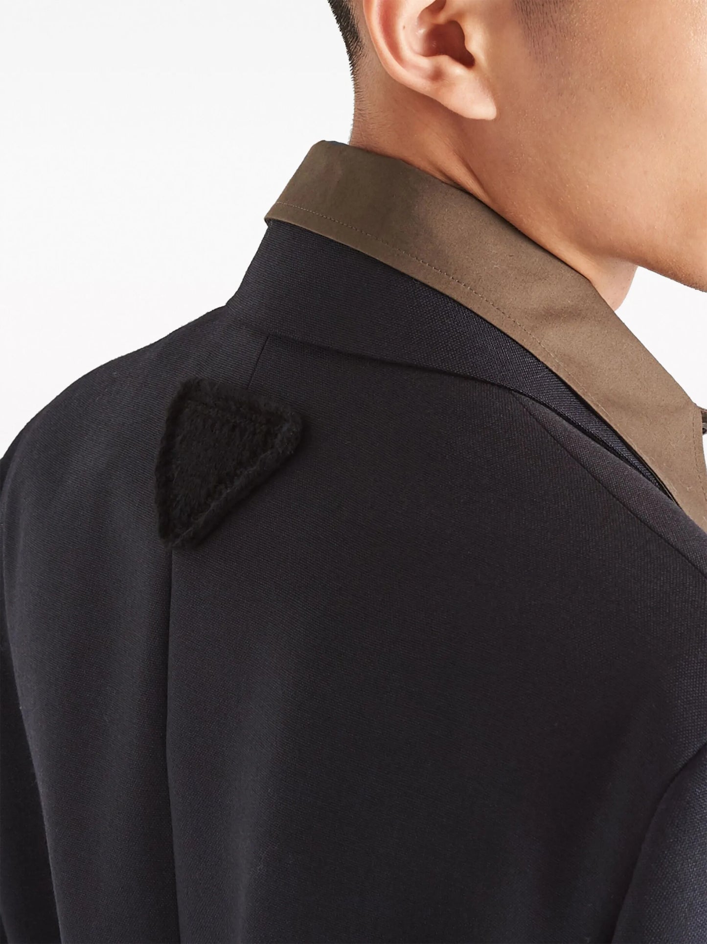 detachable-collar wool blazer
