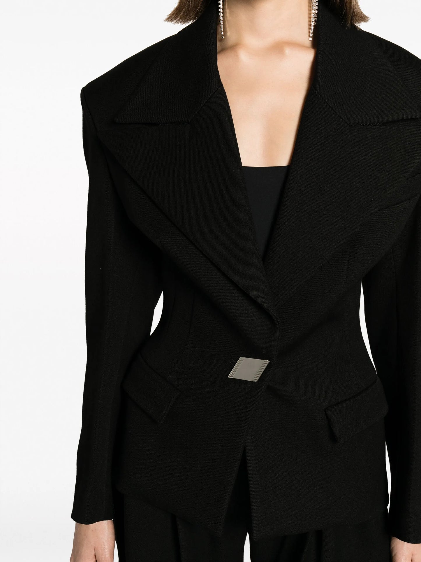 single-breasted fitted blazer