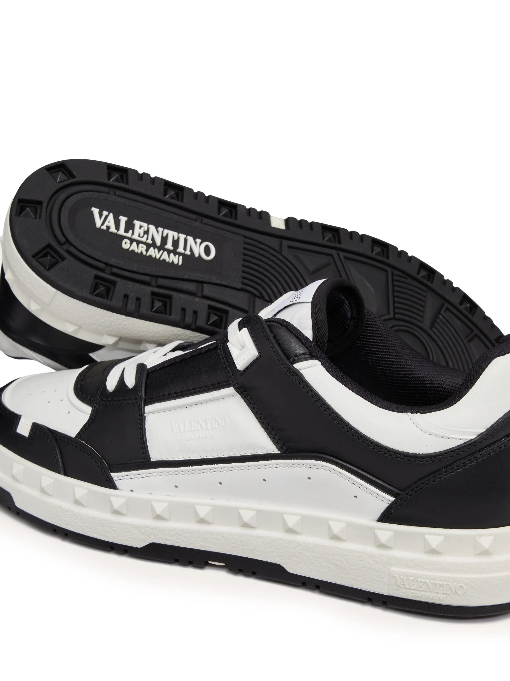 Freedots low-top leather sneakers