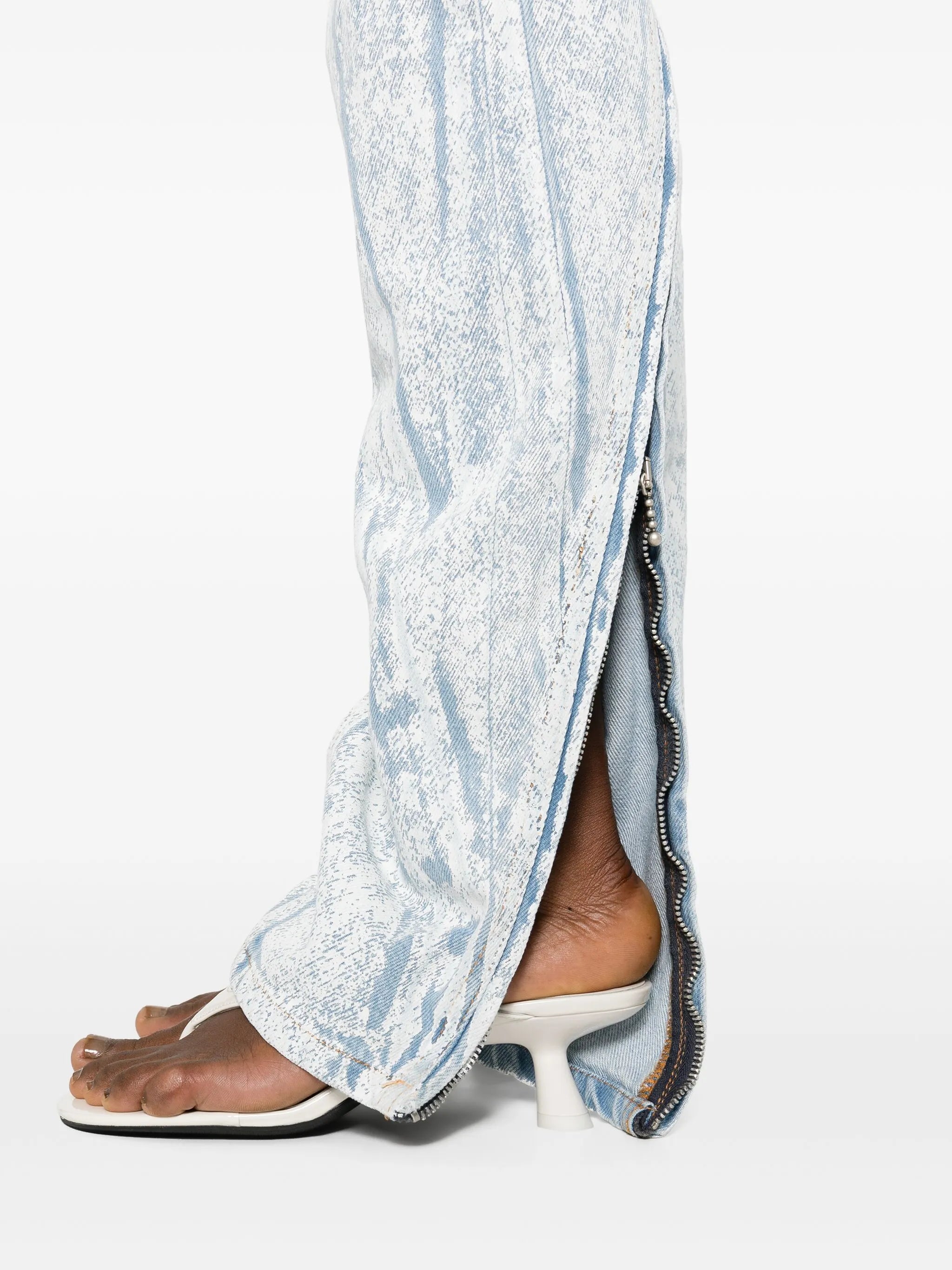 low-rise tapered-leg jeans