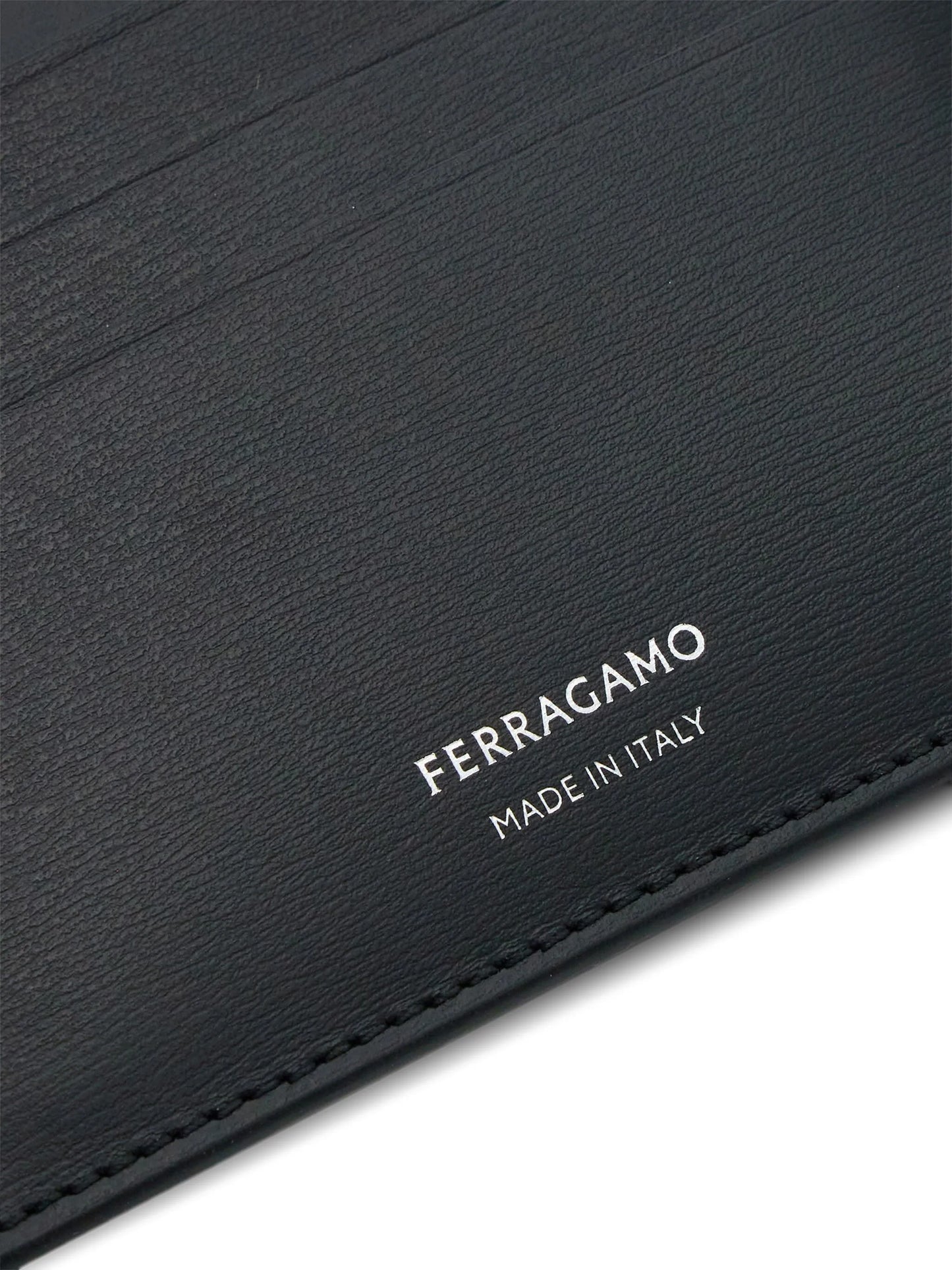 Classic leather card holder