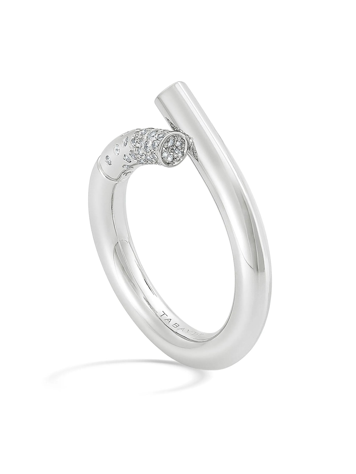 18kt white gold Oera diamond ring