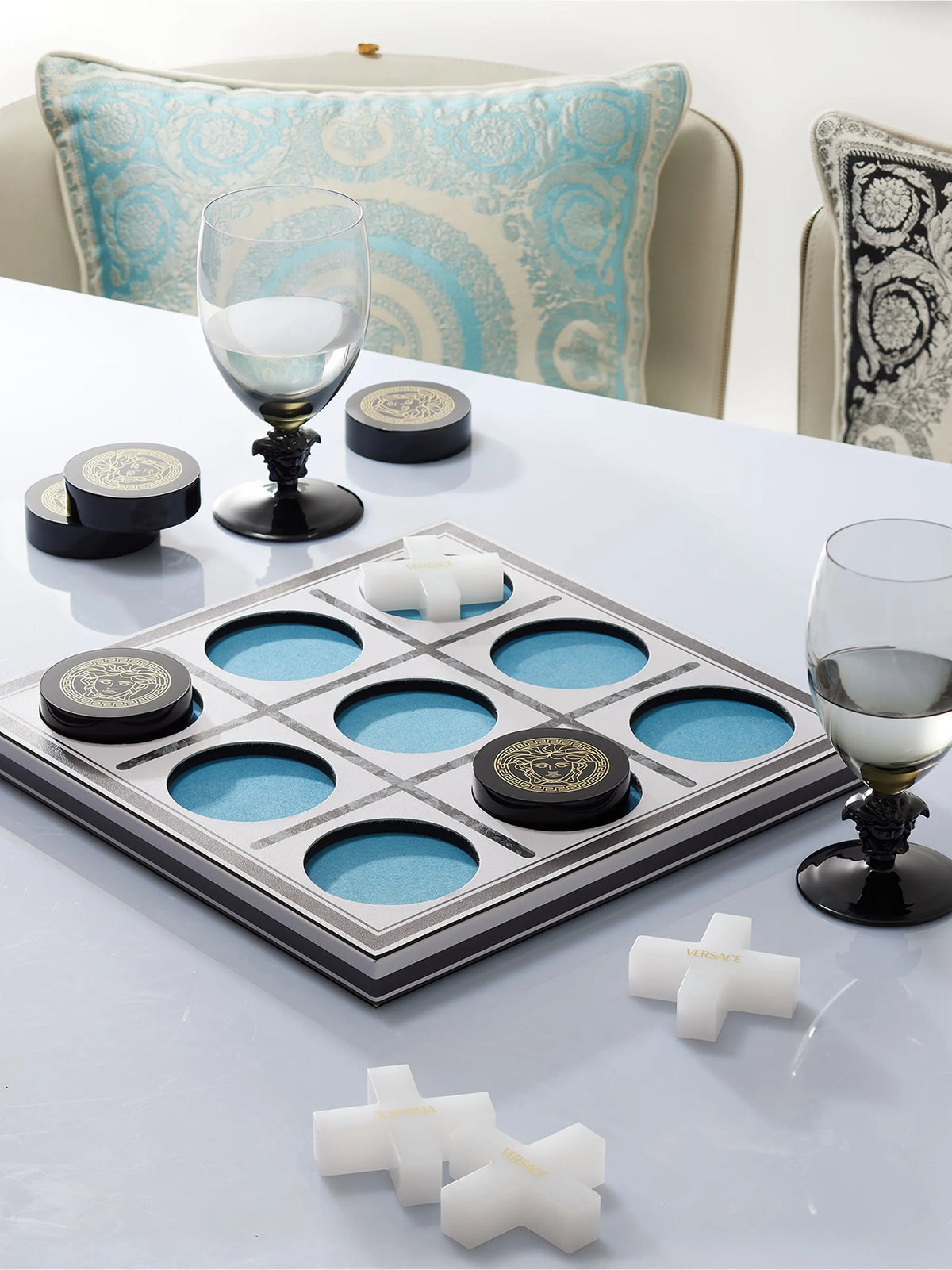Medusa tic-tac-toe game set