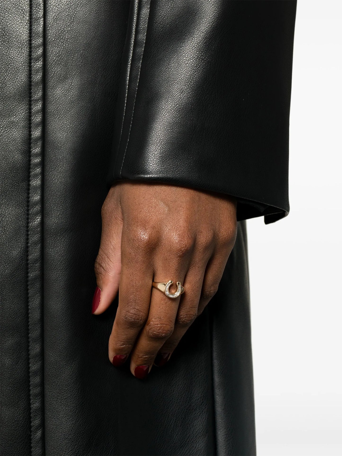 14kt yellow gold Horseshoe signet ring