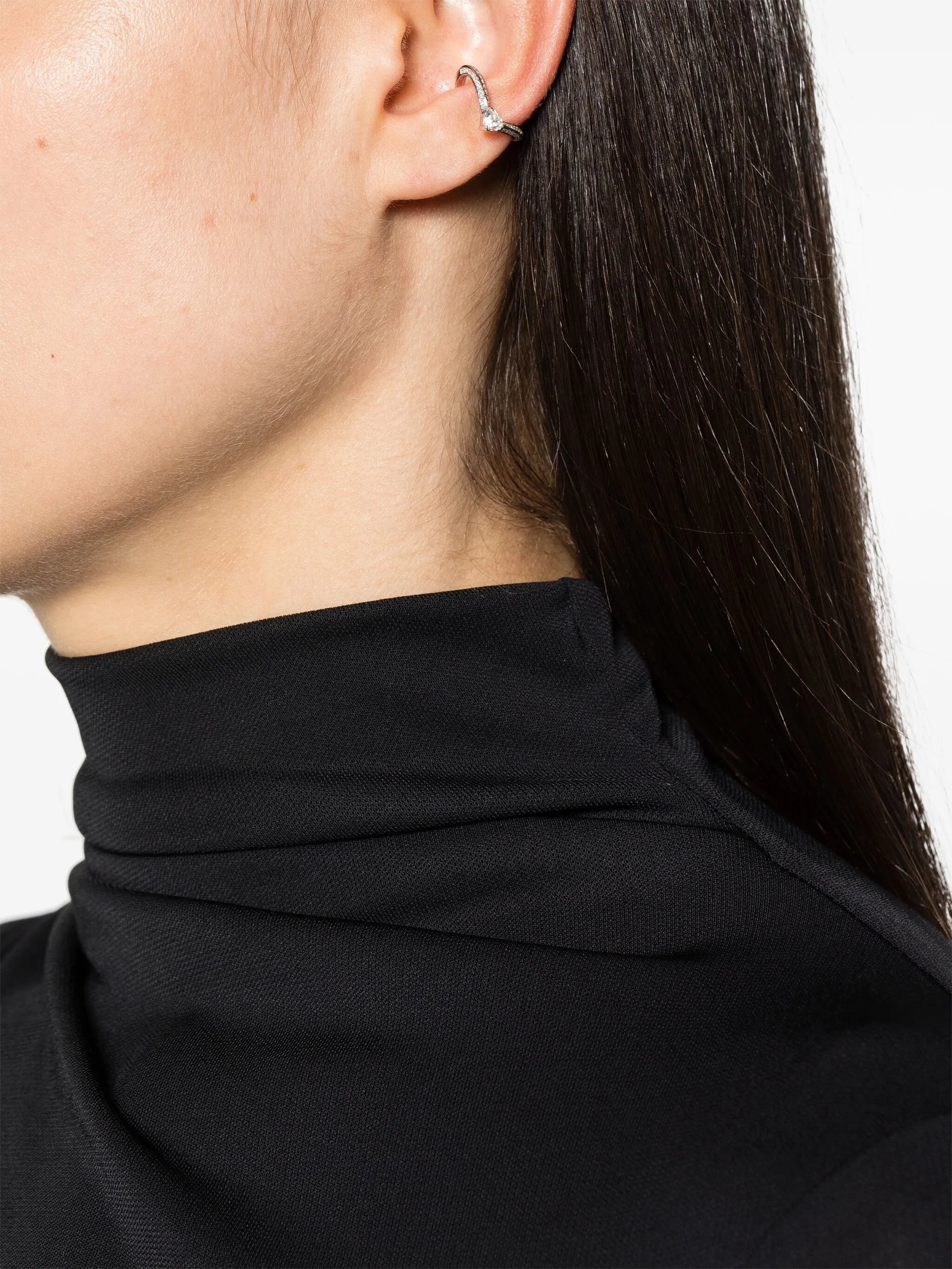 18kt white gold Heart Chevron diamond ear cuff