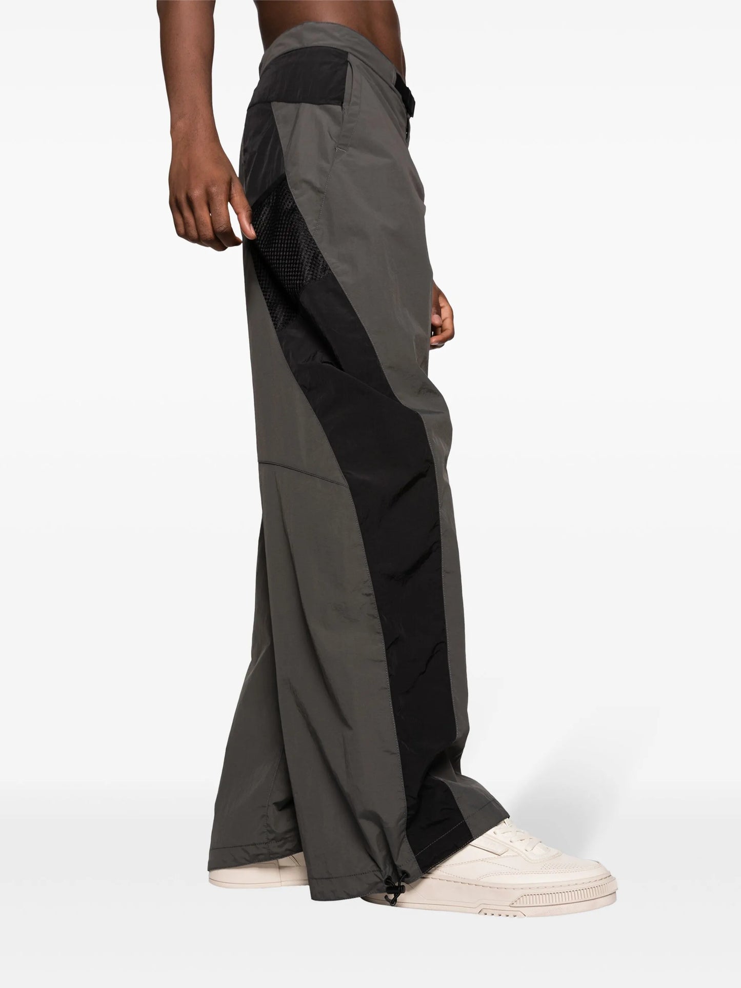 side-stripe wide-leg trousers