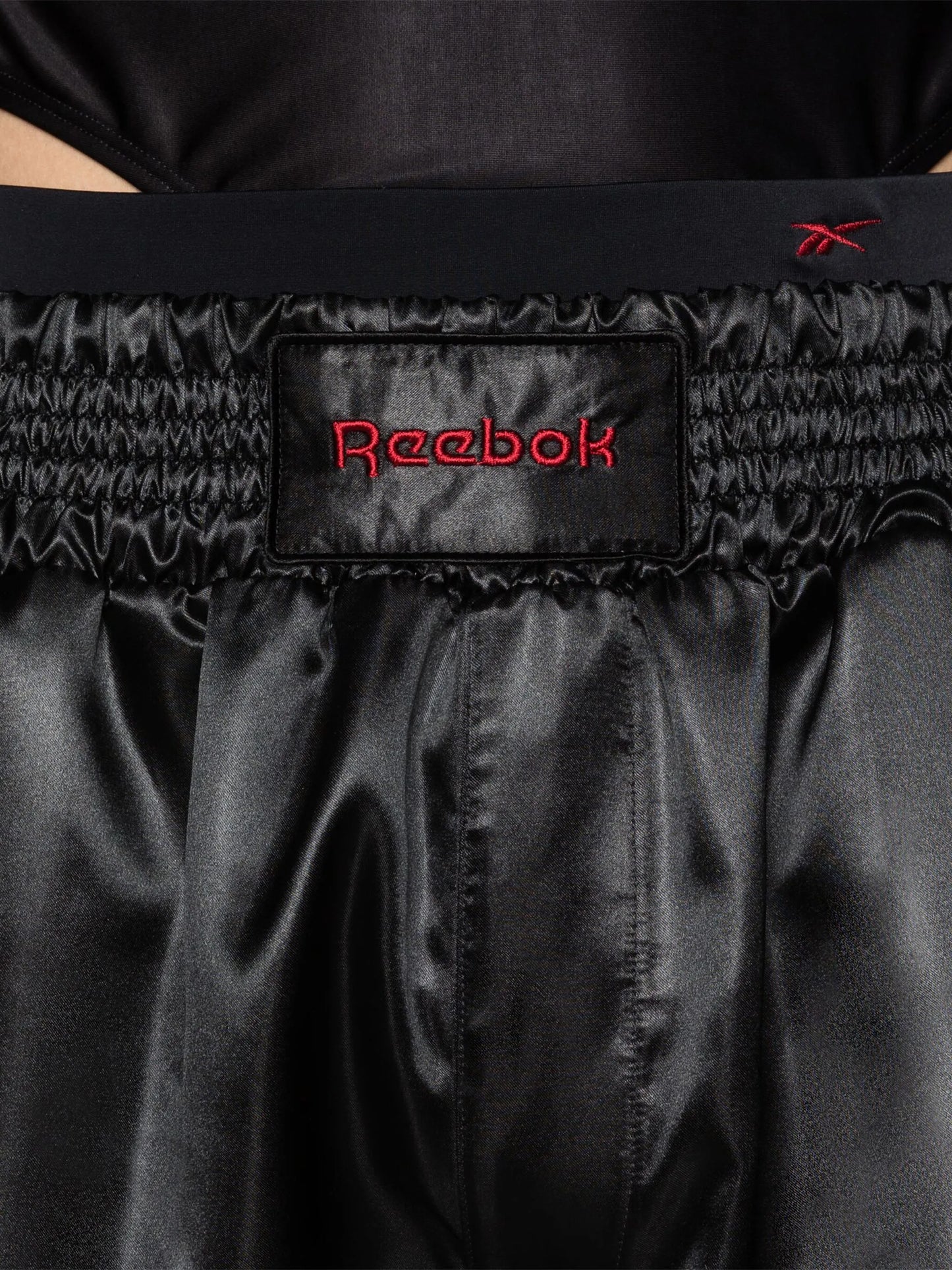 logo-embroidered wide-leg shorts