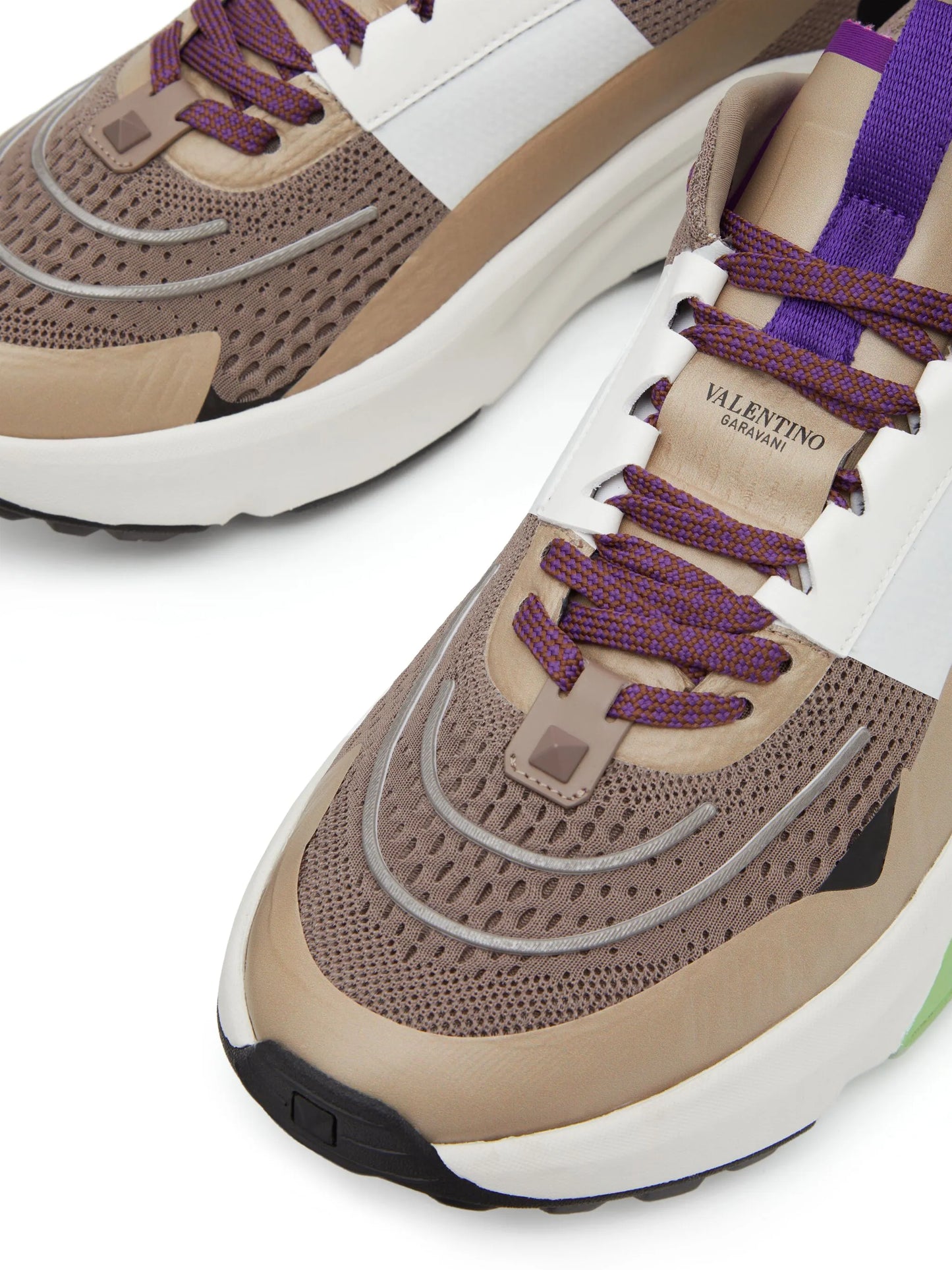 True Act panelled sneakers