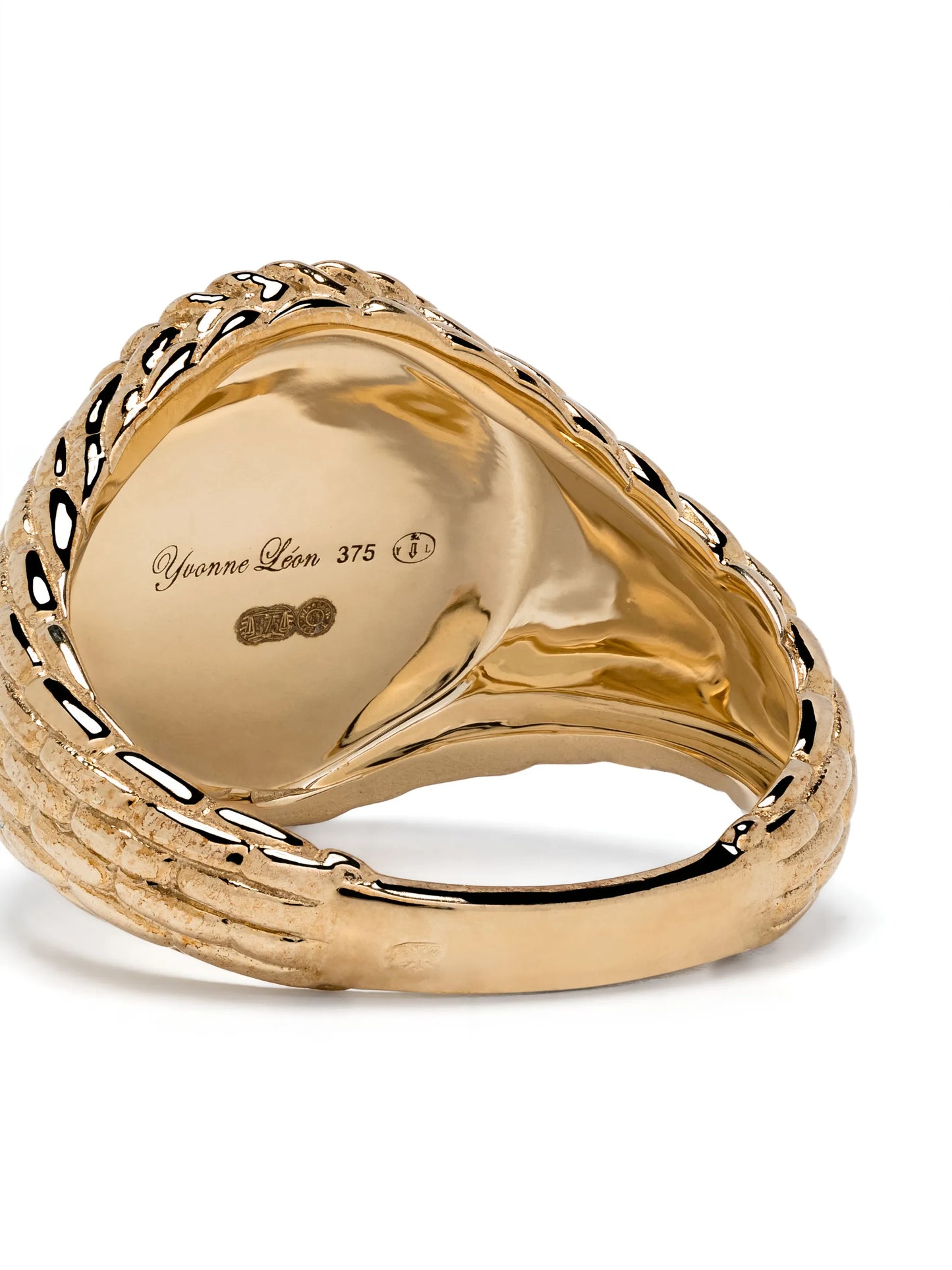 9kt yellow gold Chevalière Ovale Cannage signet ring